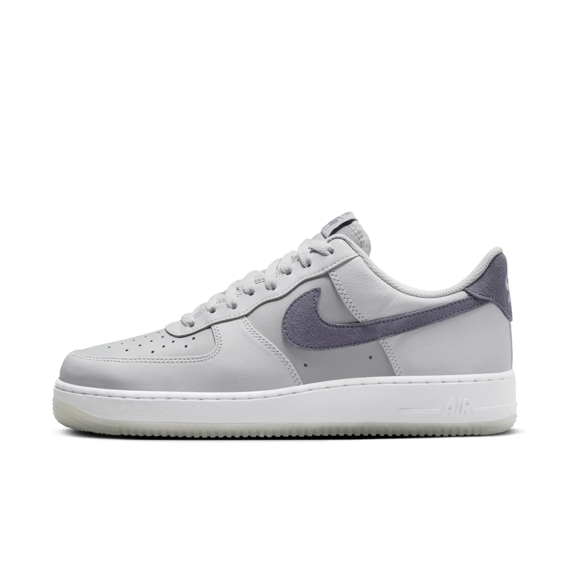 Nike Air Force 1 LV8 shops Shoes Size 6C