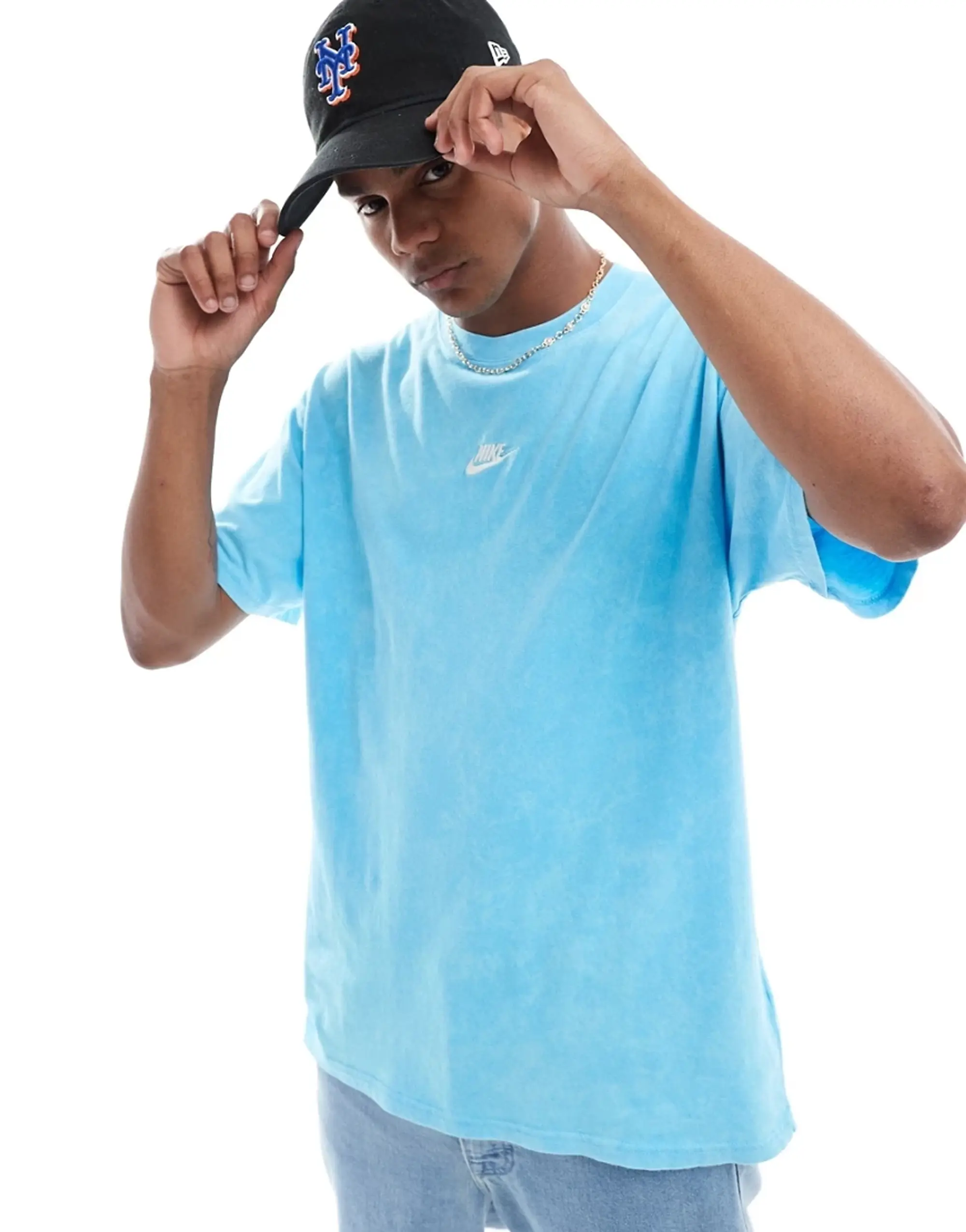 Nike Club Washed T-Shirt In Light Blue