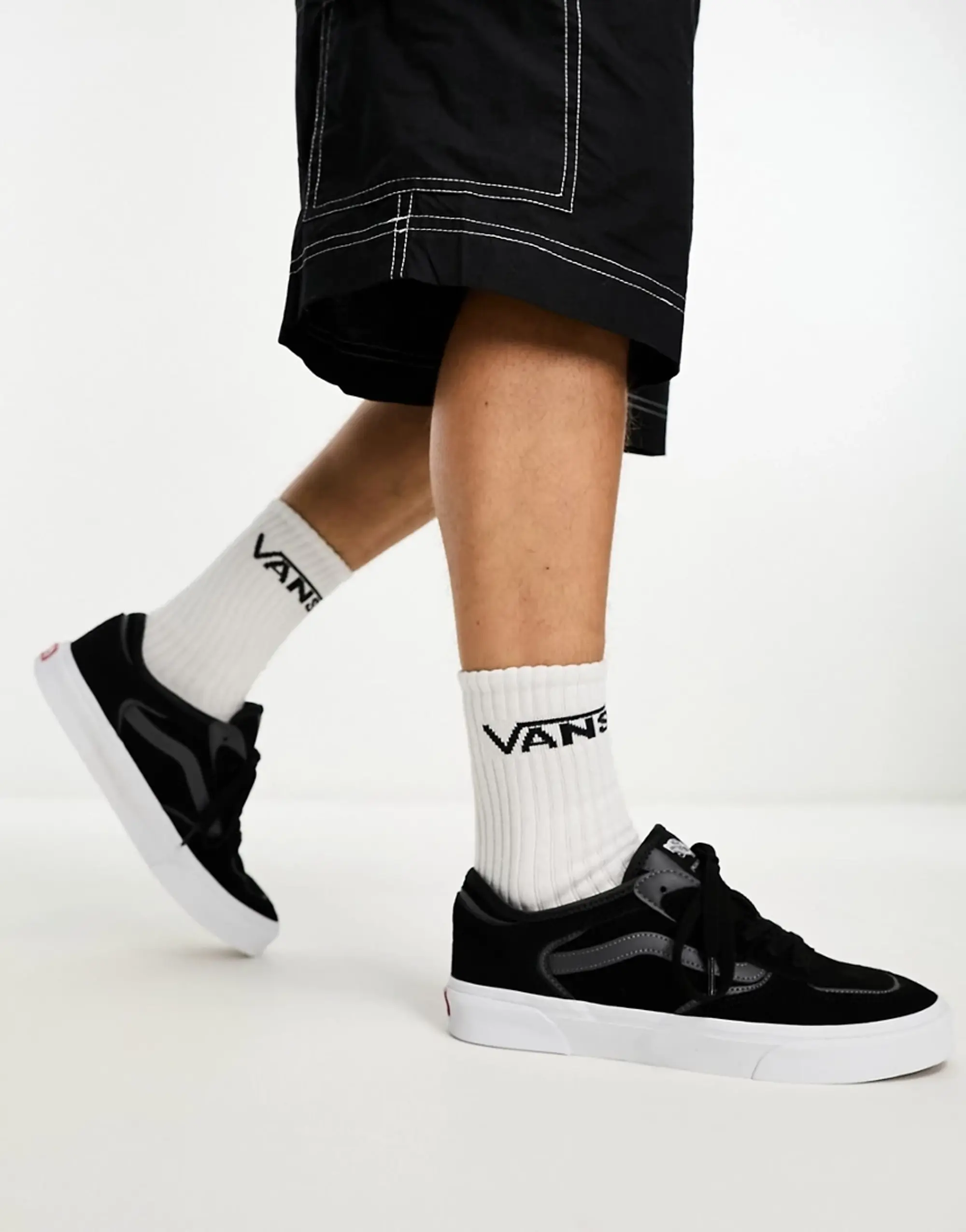 Vans Rowley Classic Trainers In Black And Grey