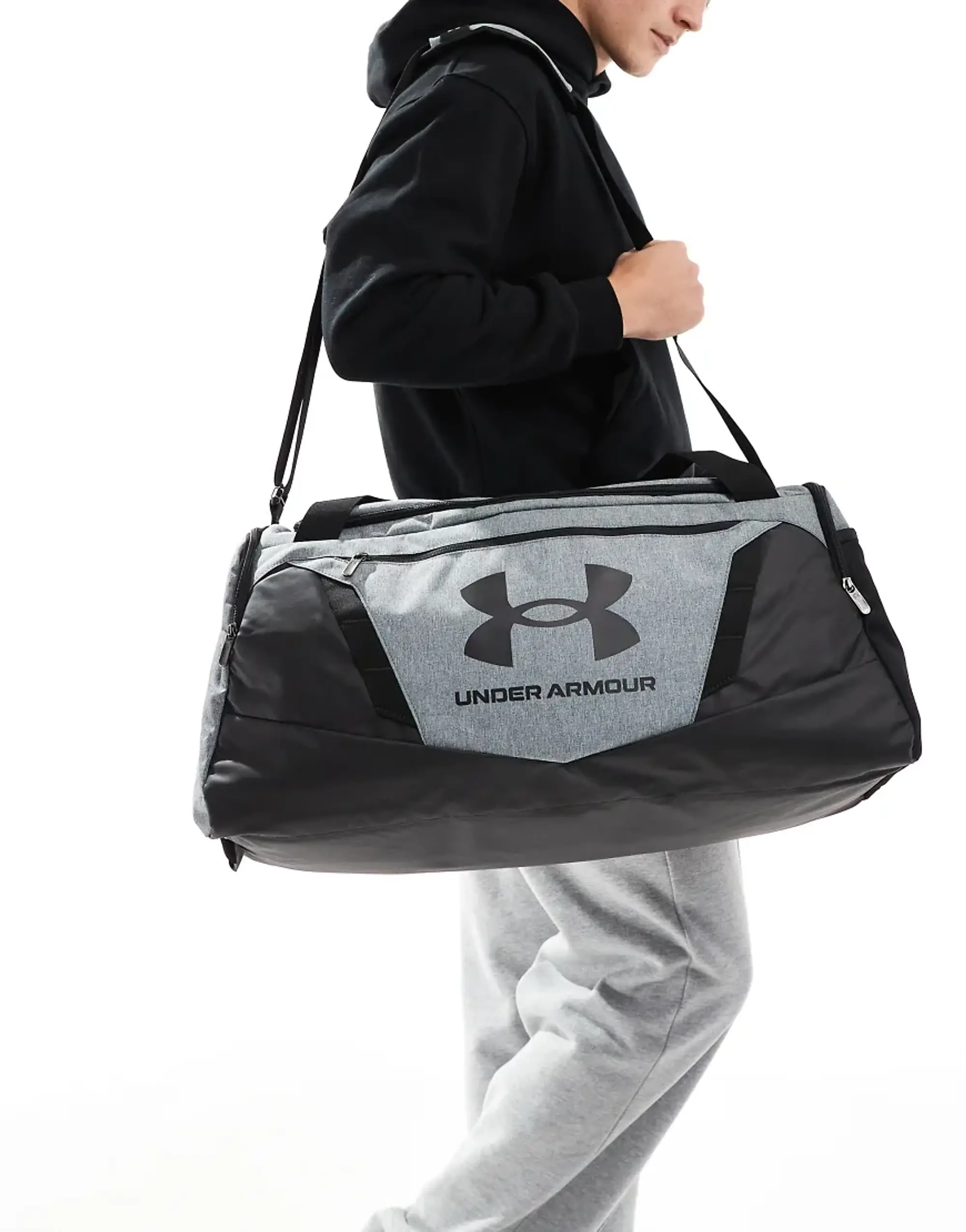 Under Armour Undeniable 5.0 Duffle Bag In Grey