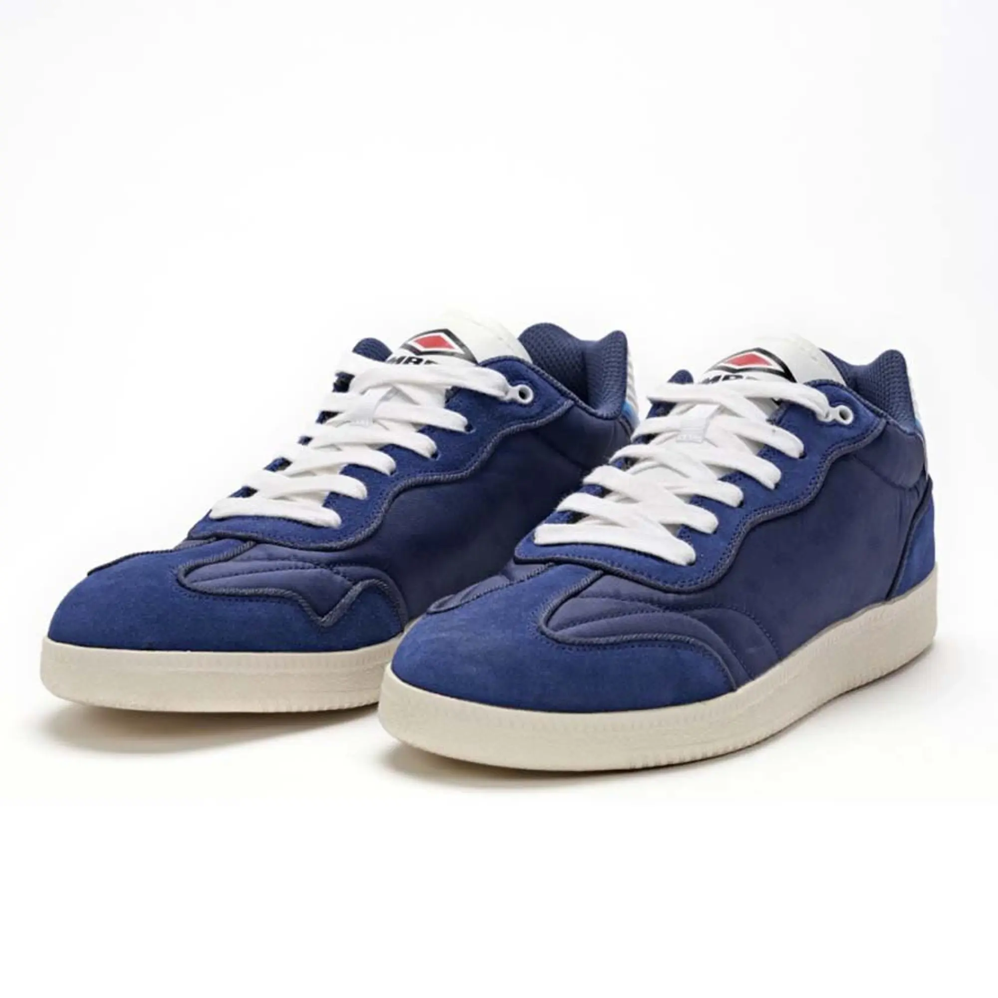 Umbro Ftbl Terracce Ii Trainers  - Blue