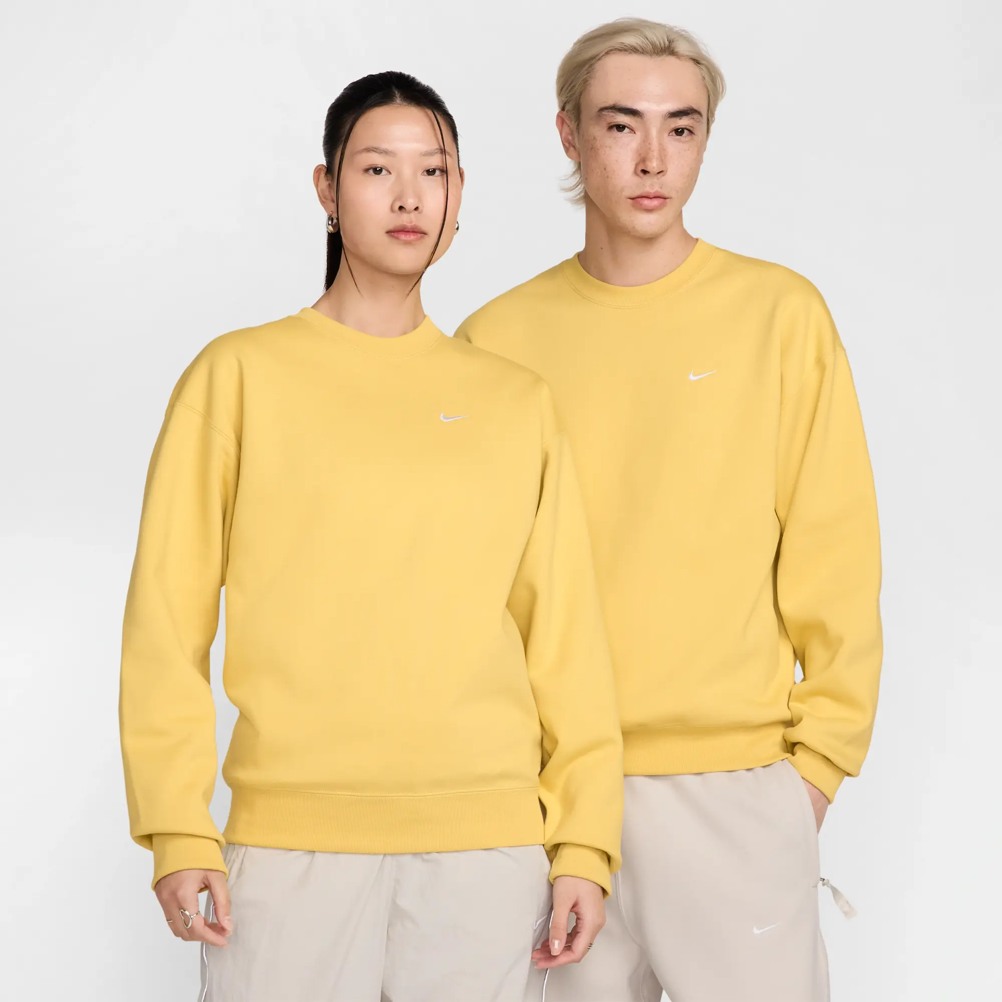 Nike SOLO SWOOSH CREWNECK