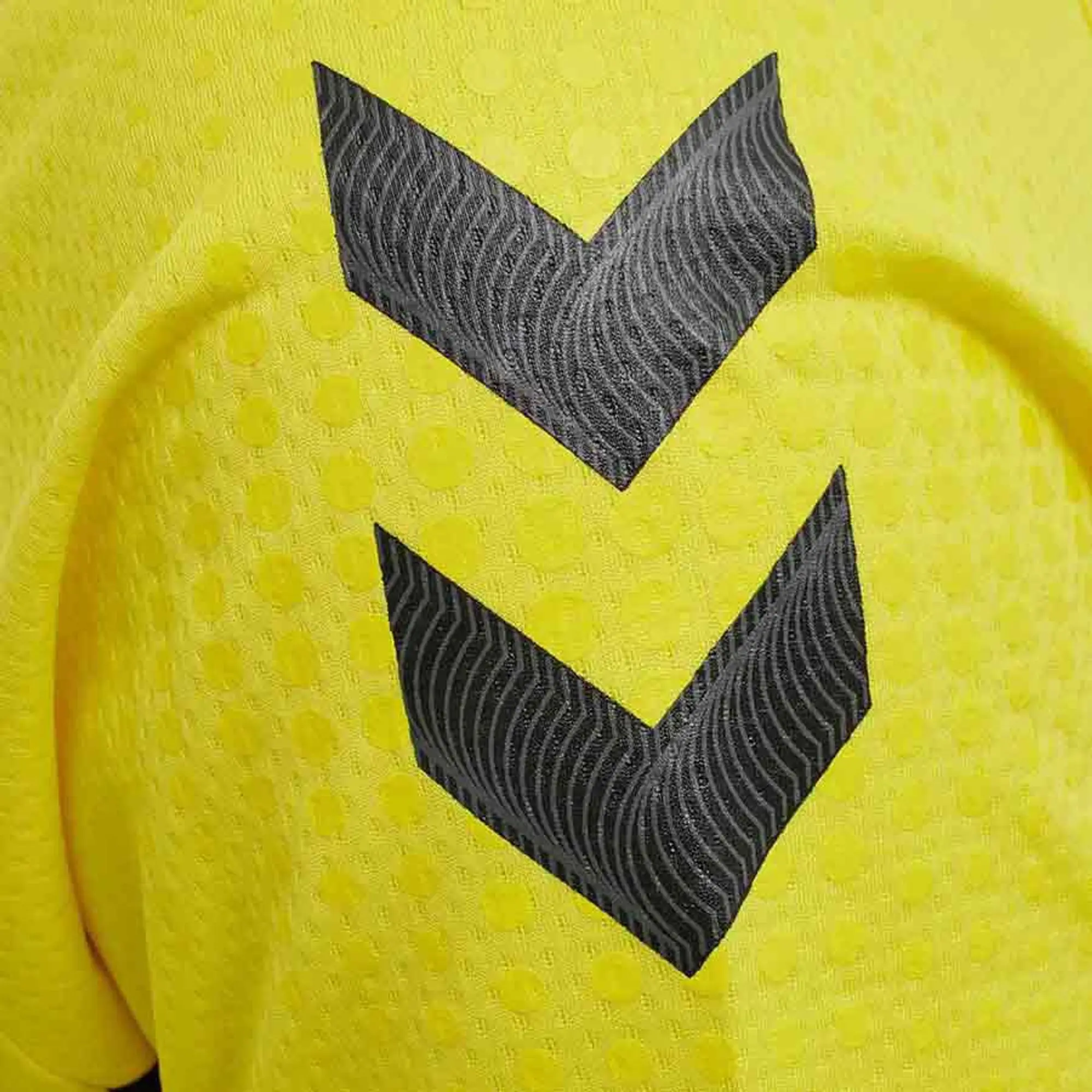 Hummel Lead Poly Short Sleeve T-shirt  - Yellow