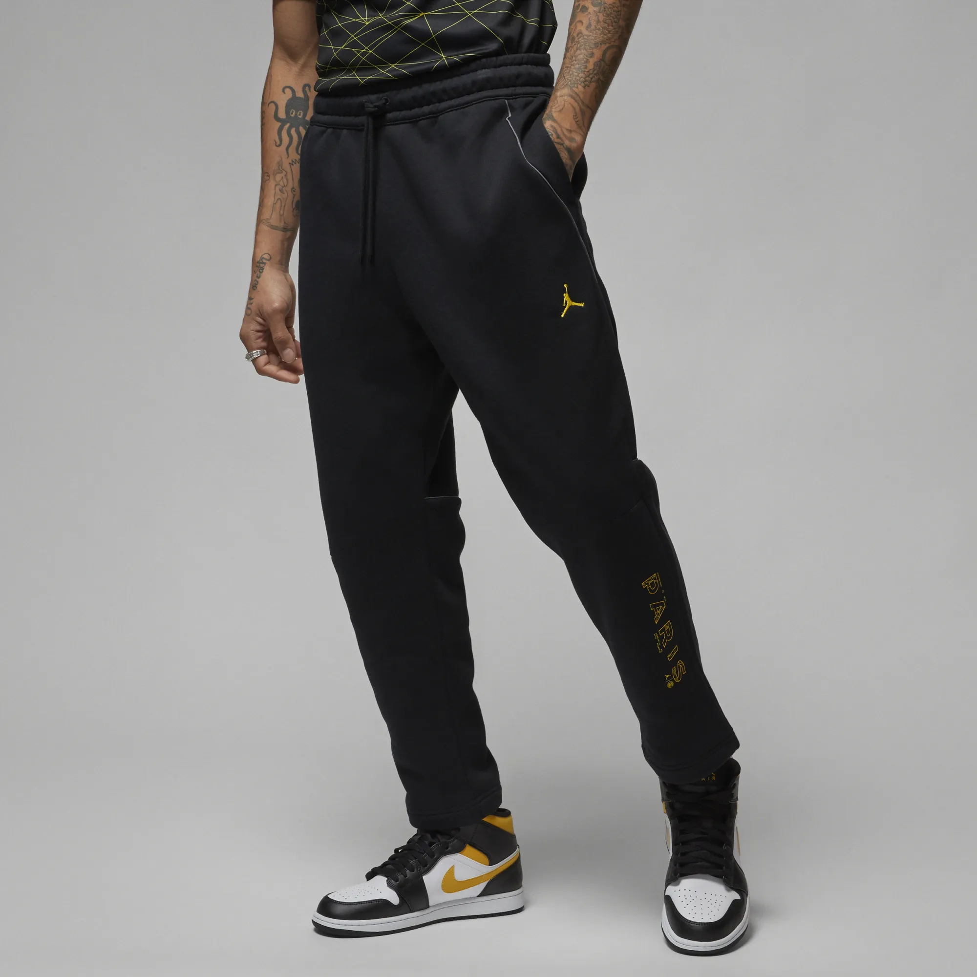 Nike Jordan Nike - PSG Jordan Black Trousers 2023 / 24