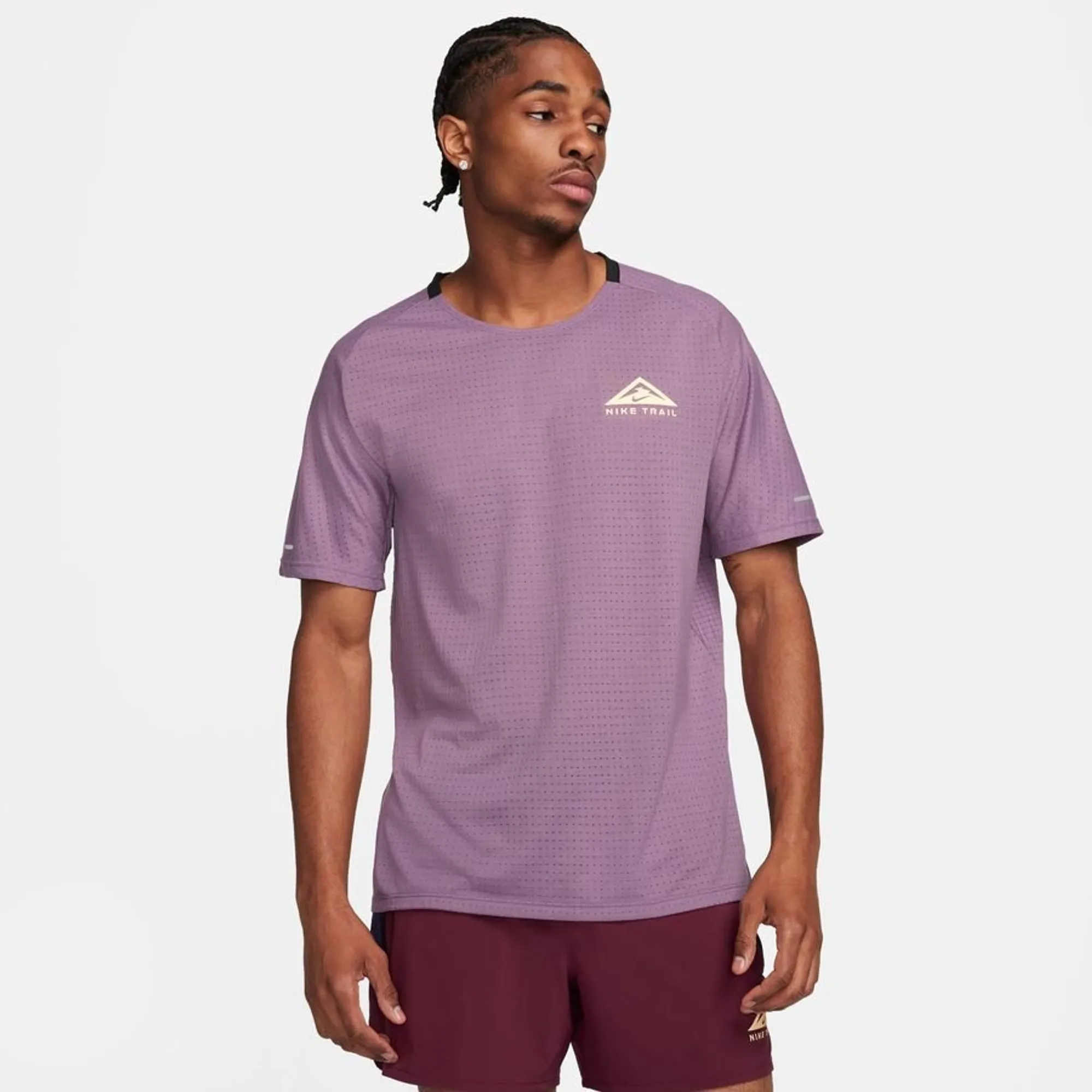 Nike Dri FIT Trail Solar Chase T Shirt