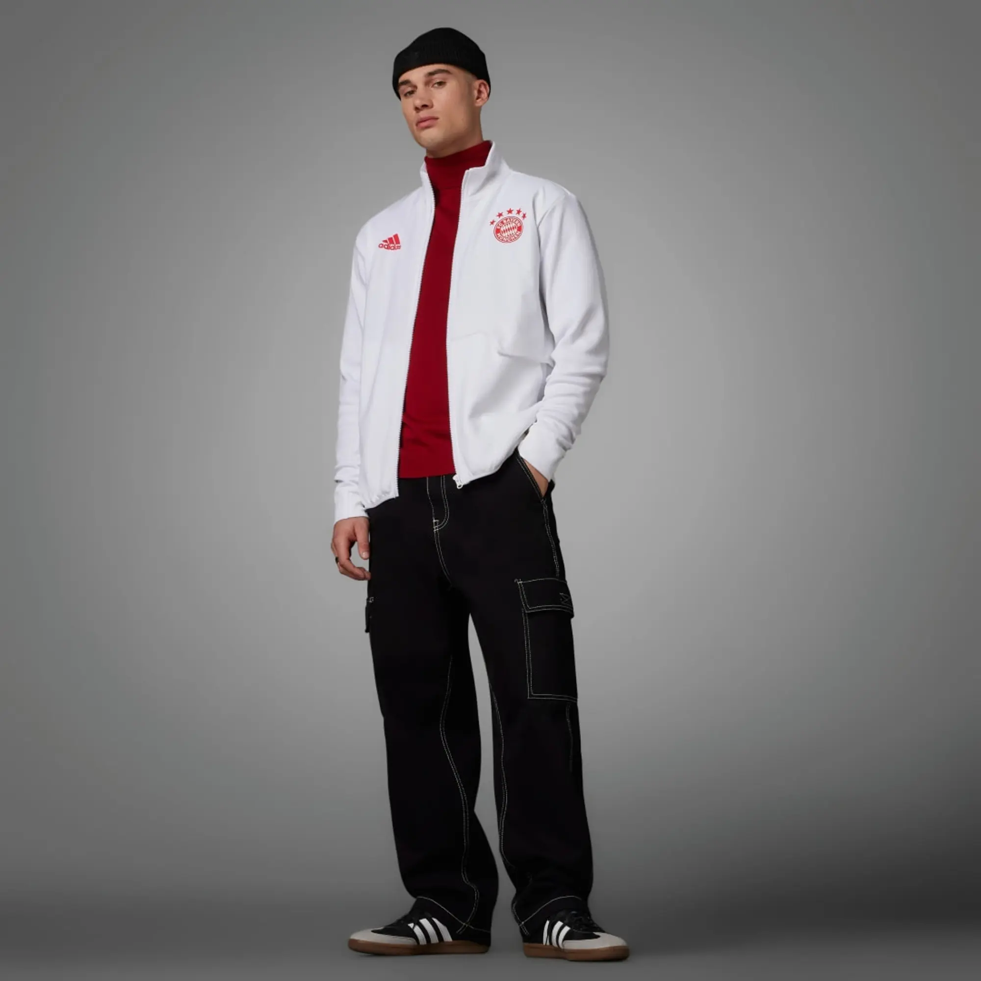 Bayern Munich Anthem Jacket (White) 2023-2024 Men's Size: Small Made By: Adidas