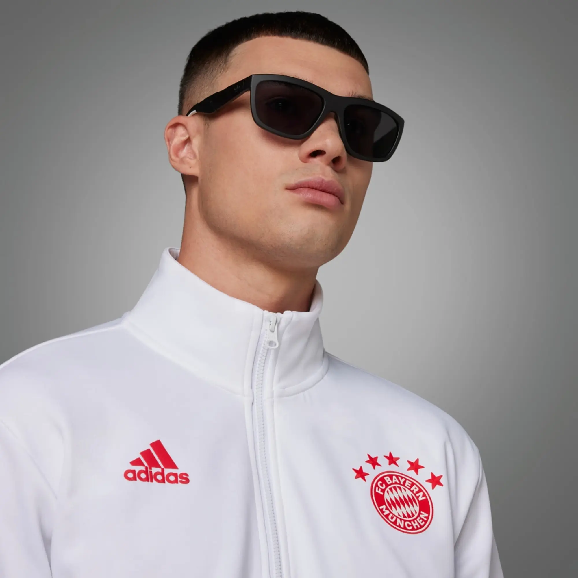Bayern Munich Anthem Jacket (White) 2023-2024 Men's Size: Small Made By: Adidas