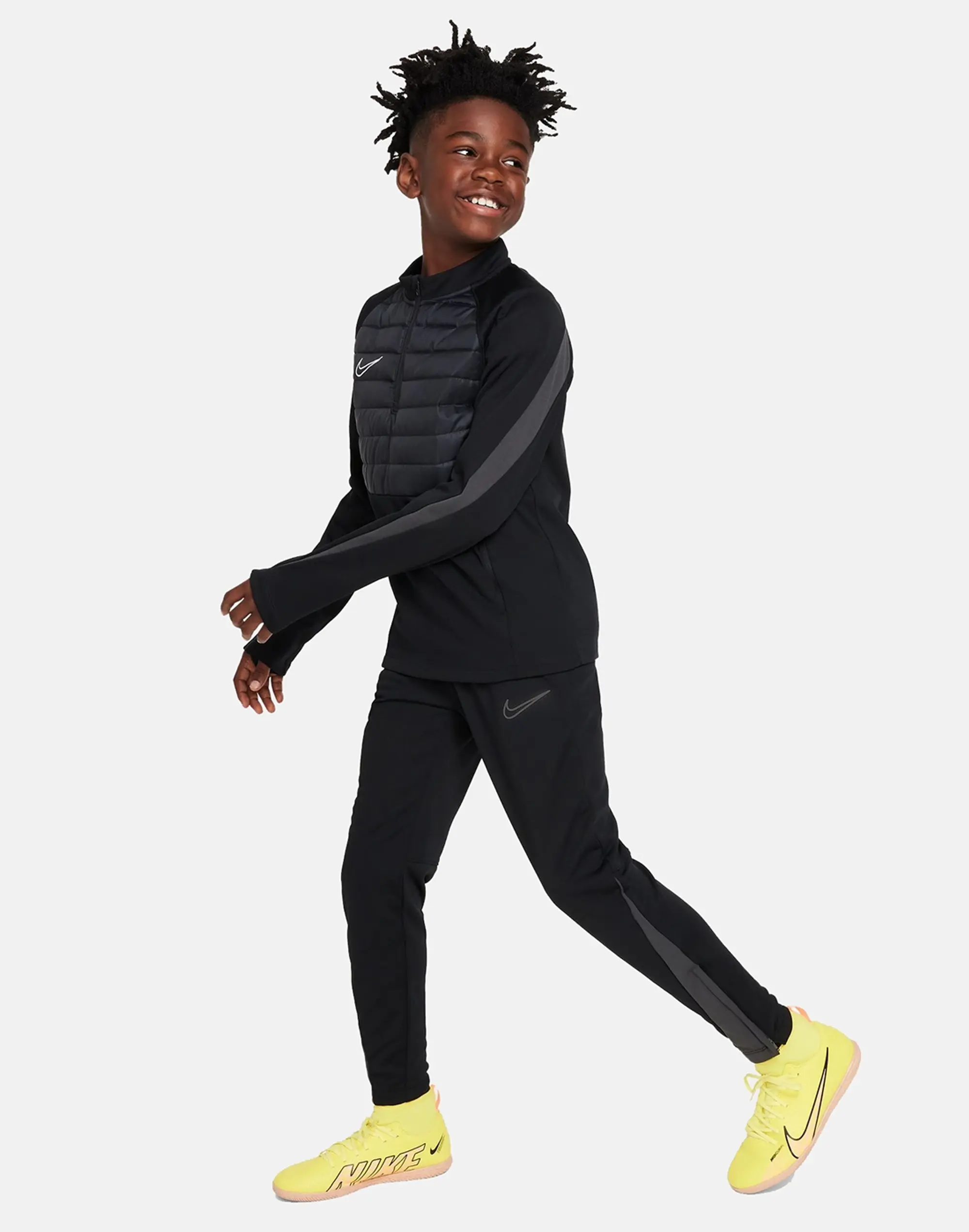 Nike Junior Winter Warrior Tack Pant - Black - Size XL/B - Black