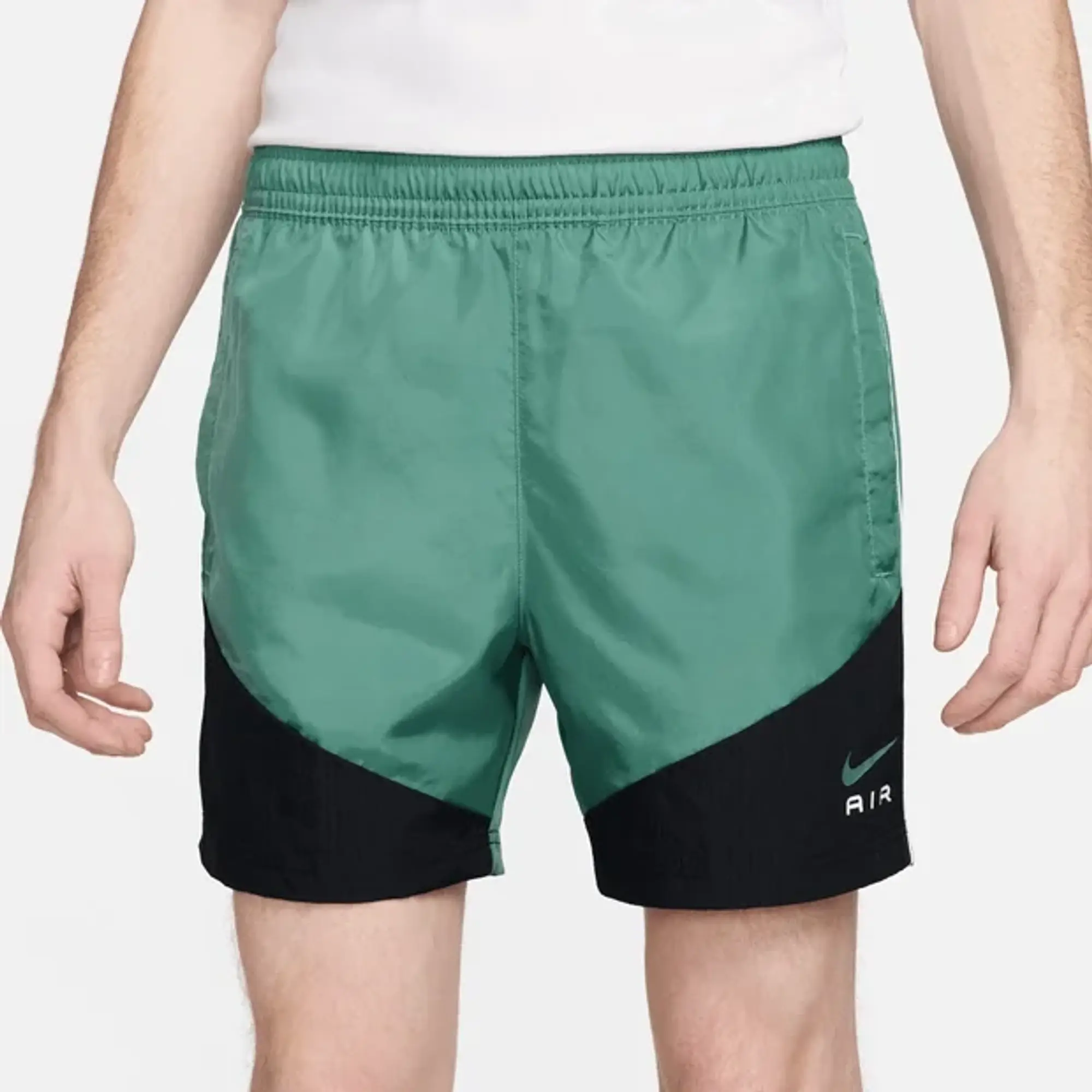 Nike Swoosh Men Shorts - Green
