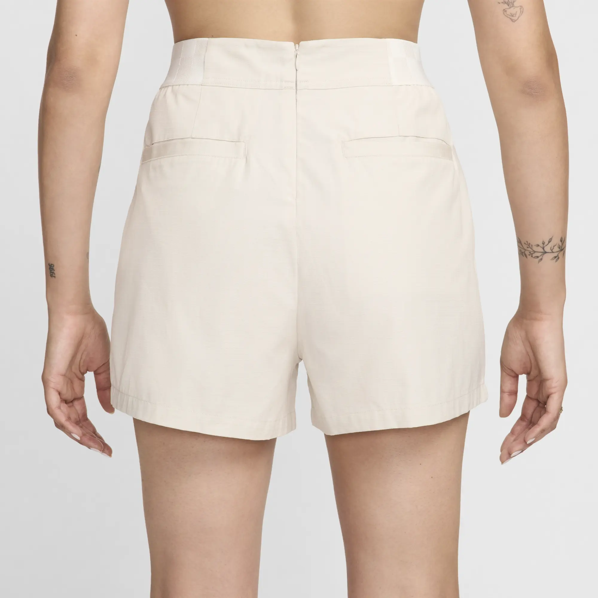 Nike 3'' Trouser Short In Cream-White