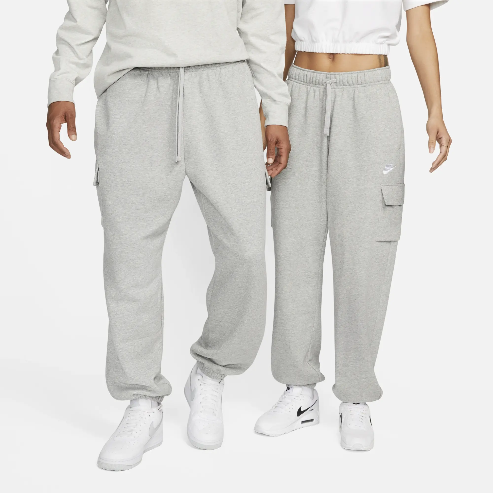 Nike cargo tracksuit bottoms best sale