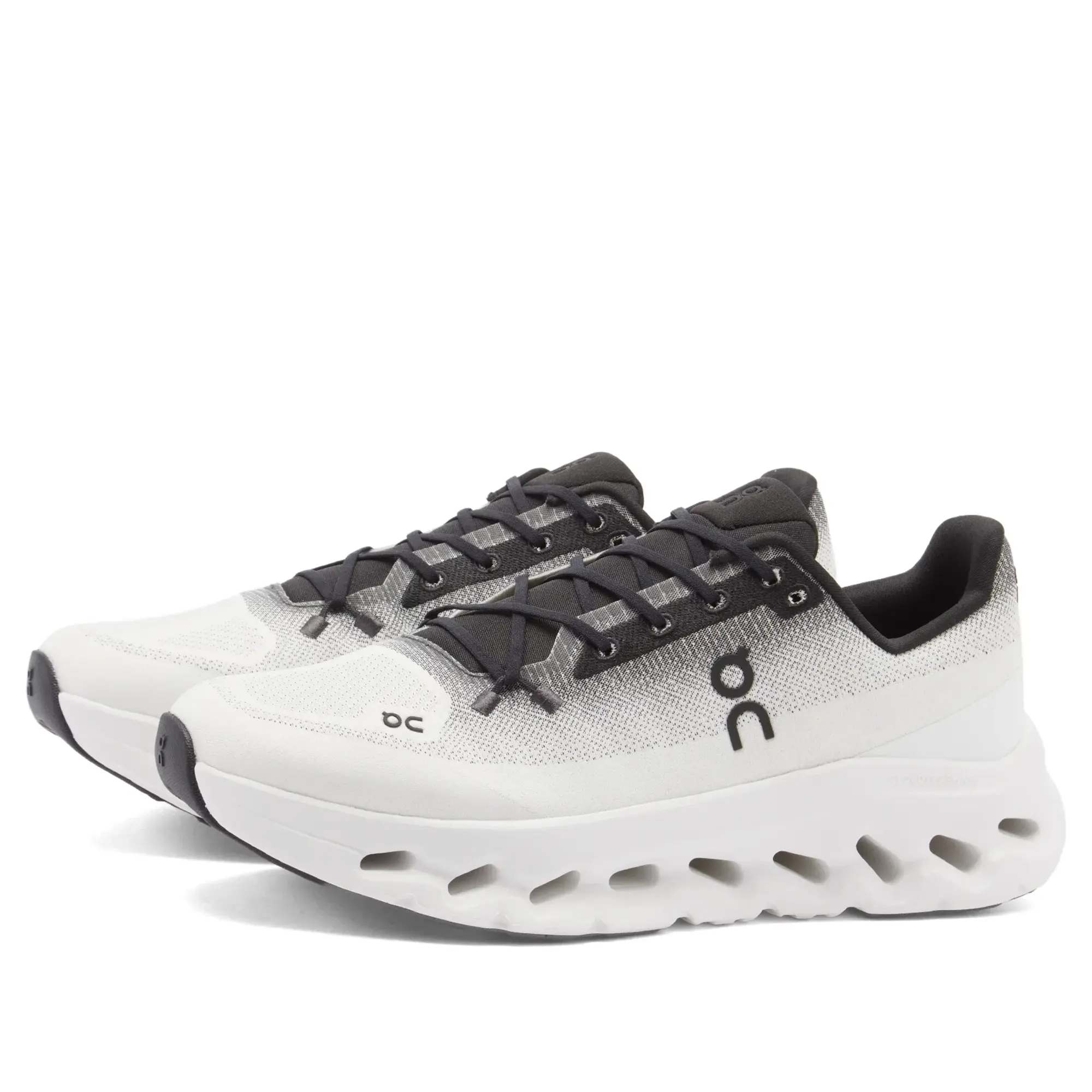 On Cloudtilt Sneaker - Black - Ivory