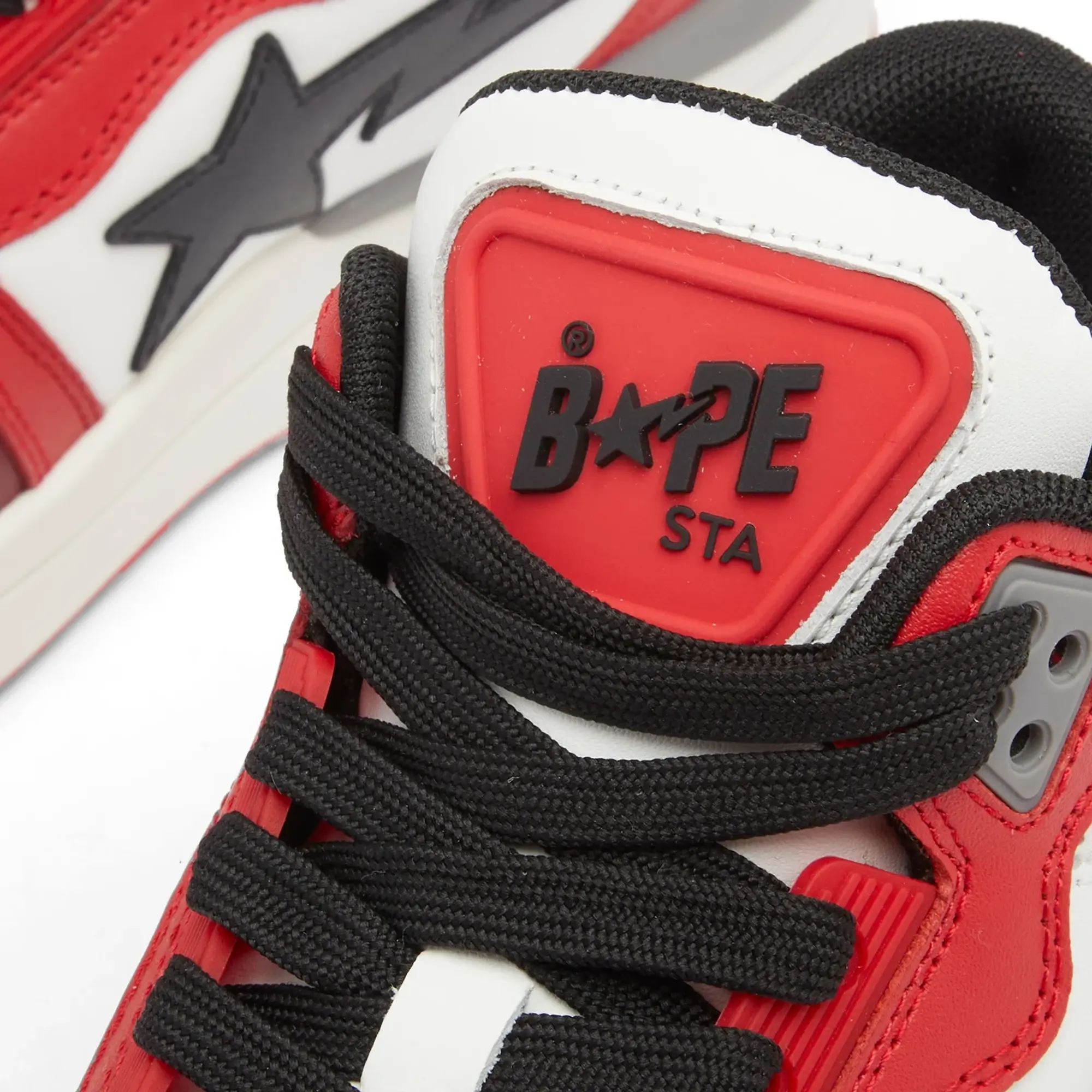 A Bathing Ape Men's Clutch Sta #1 Mid Sneaker Red