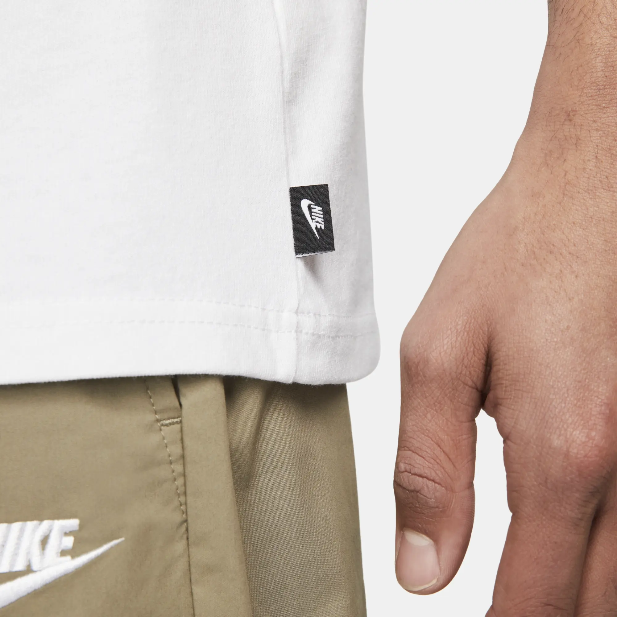 Nike Premium Essentials T-Shirt, White