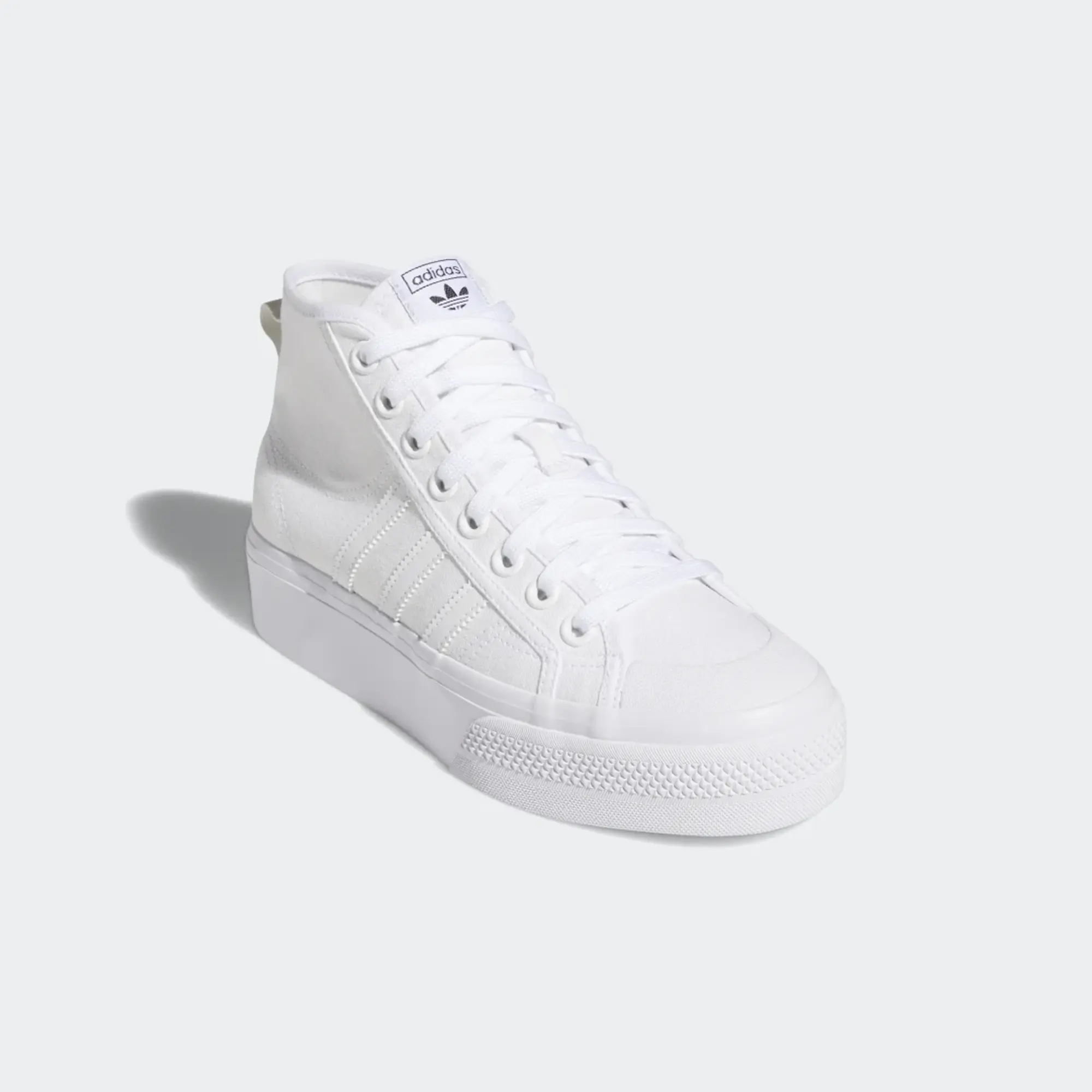 adidas Originals adidas  NIZZA PLATFORM MID  women's Shoes (Trainers) in White
