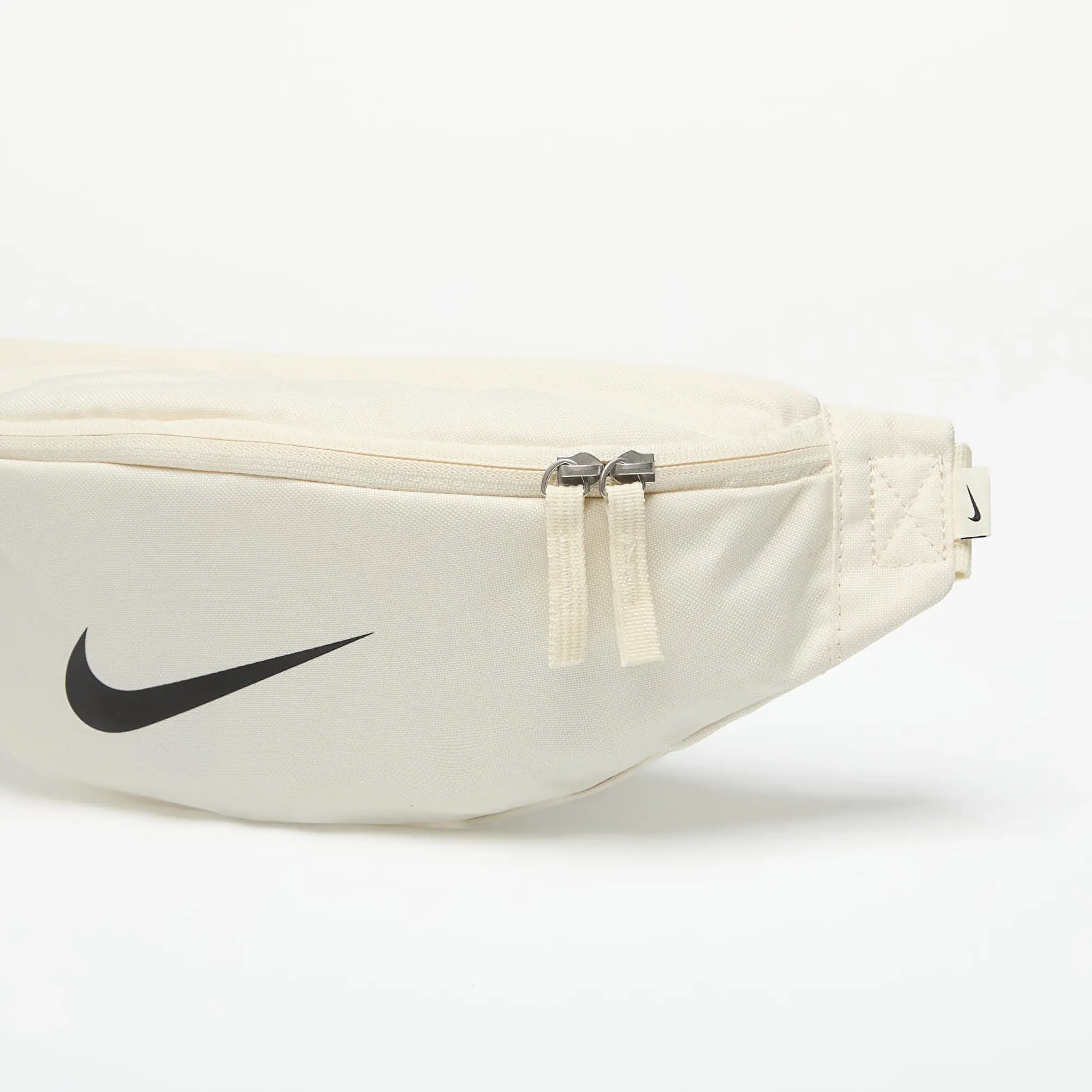 Waistbag Nike Heritage Fanny Pack Coconut Milk Coconut Milk Black 3 L FZ7221 113 FOOTY.COM