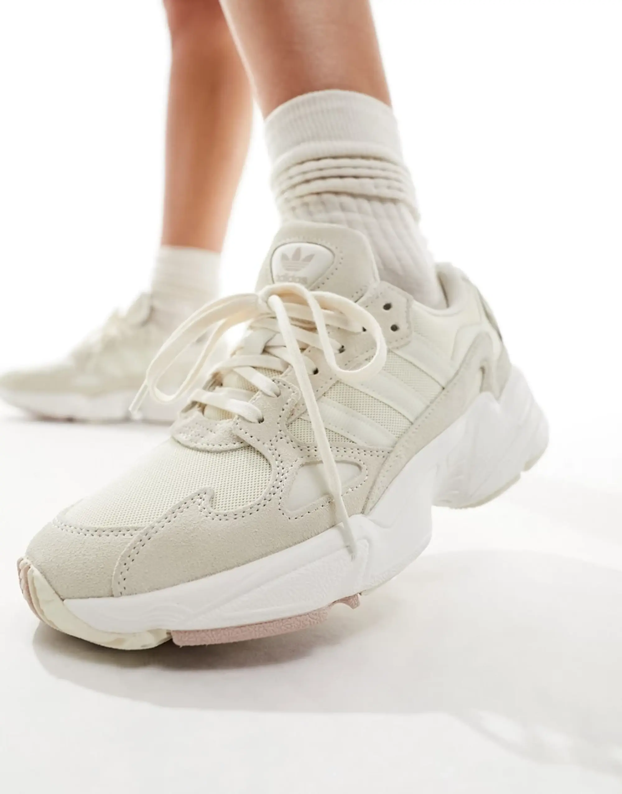 Adidas falcon creme online