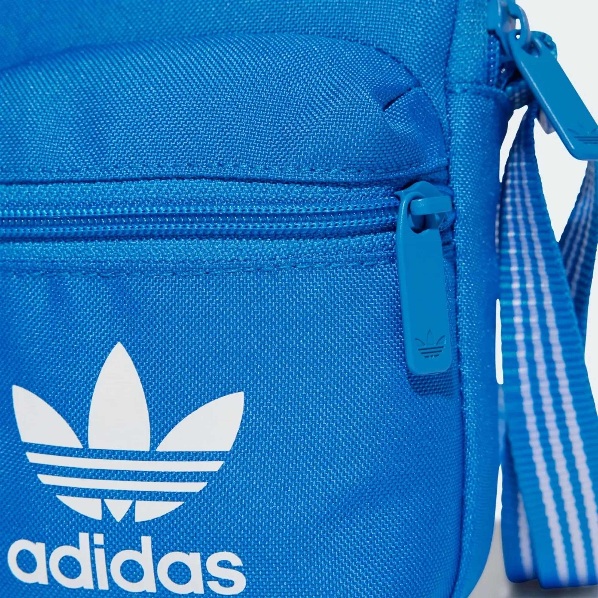 adidas Originals adidas Adicolor Classic Festival Bag | IS4370 | FOOTY.COM