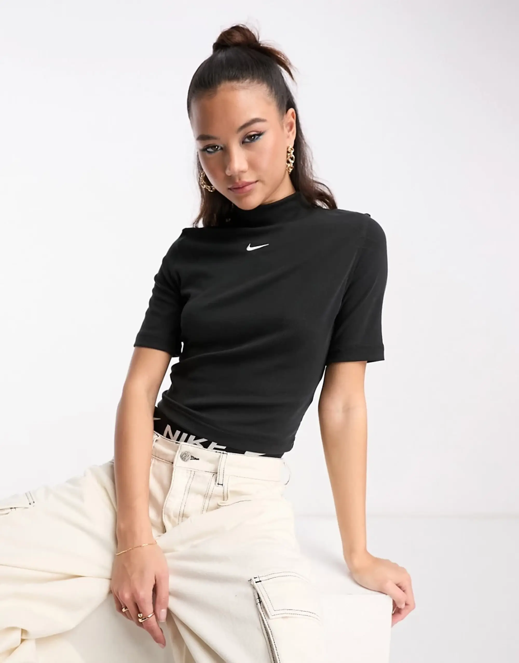 Nike Ribbed Short Sleeve Tee - Black