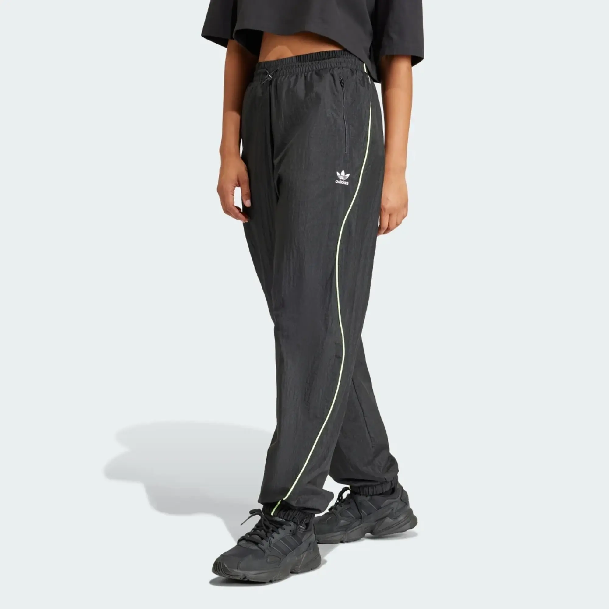 adidas Originals adidas Loose Parachute Trousers