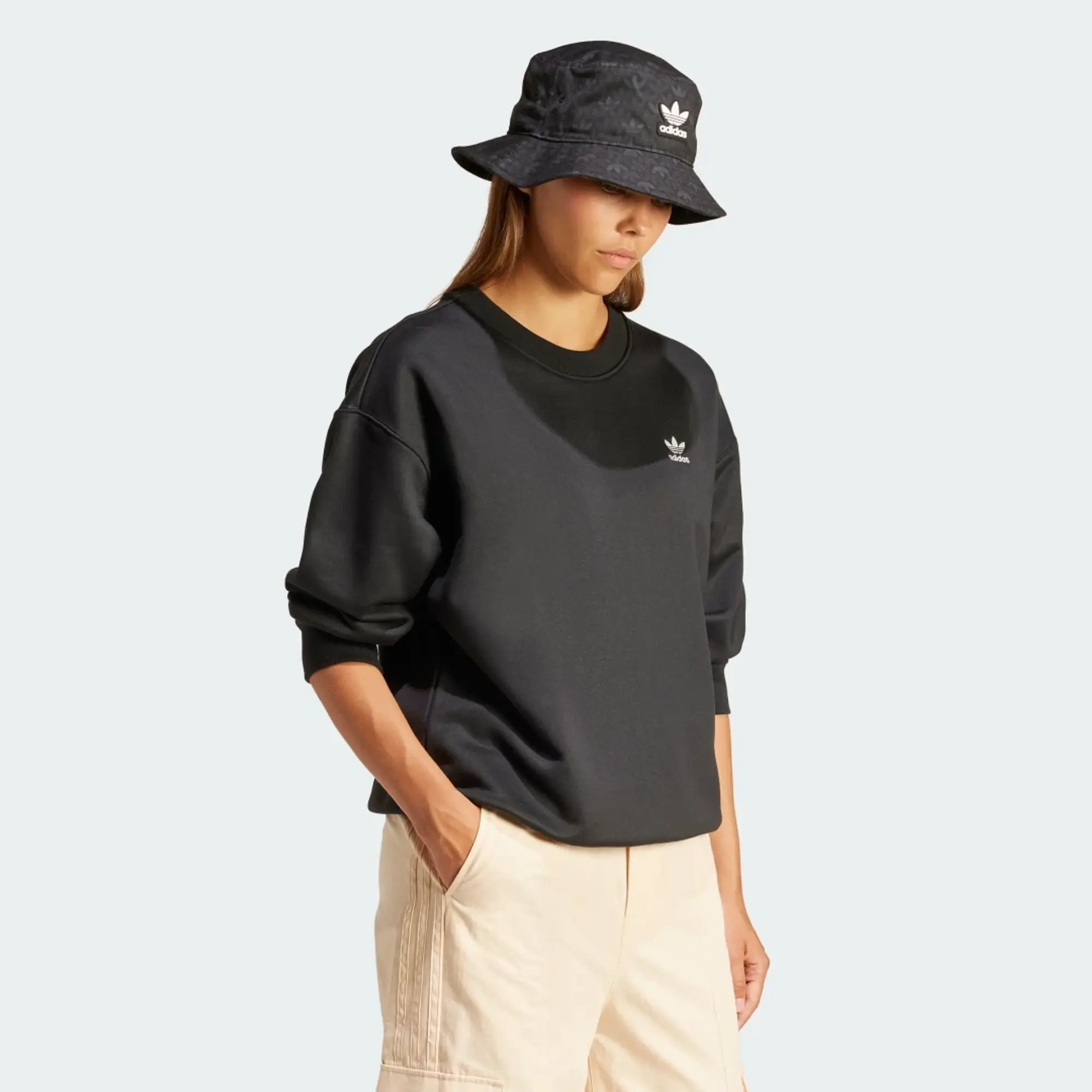 adidas Originals Trefoil Loose Crew Sweatshirt