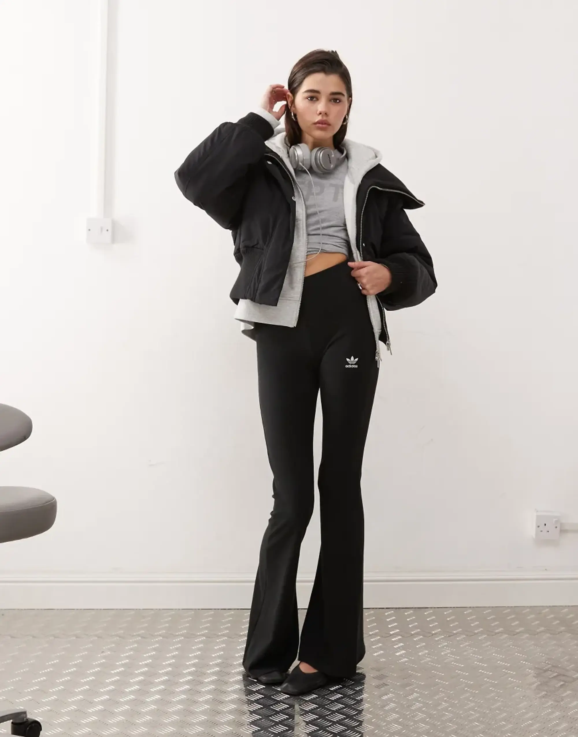 Adidas Originals Trefoil Essentials Flared Leggings In Black