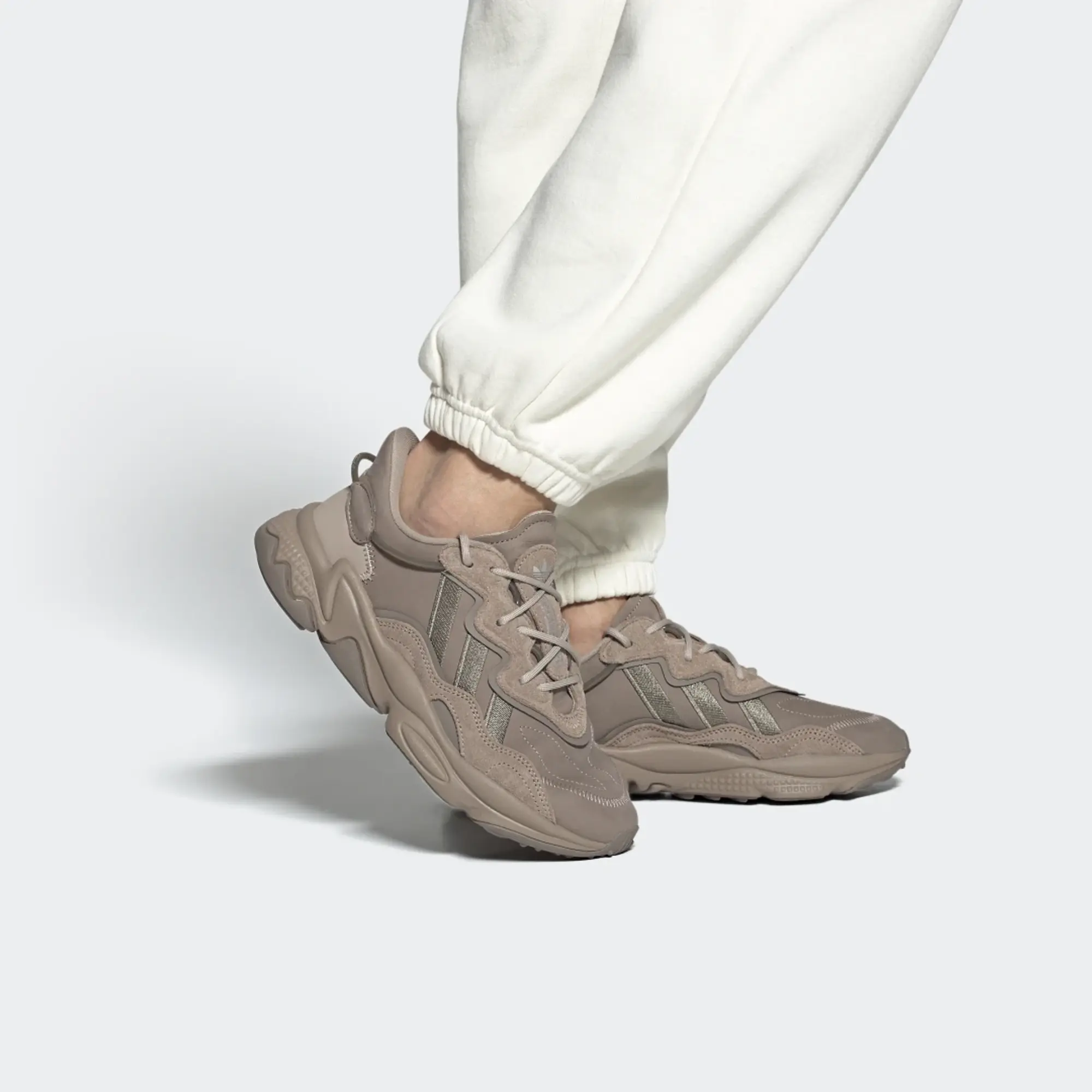 adidas Originals Sneakers Adidas Ozweego W Chalk Brown/ Semi Brown/ Ftw White Eur 44