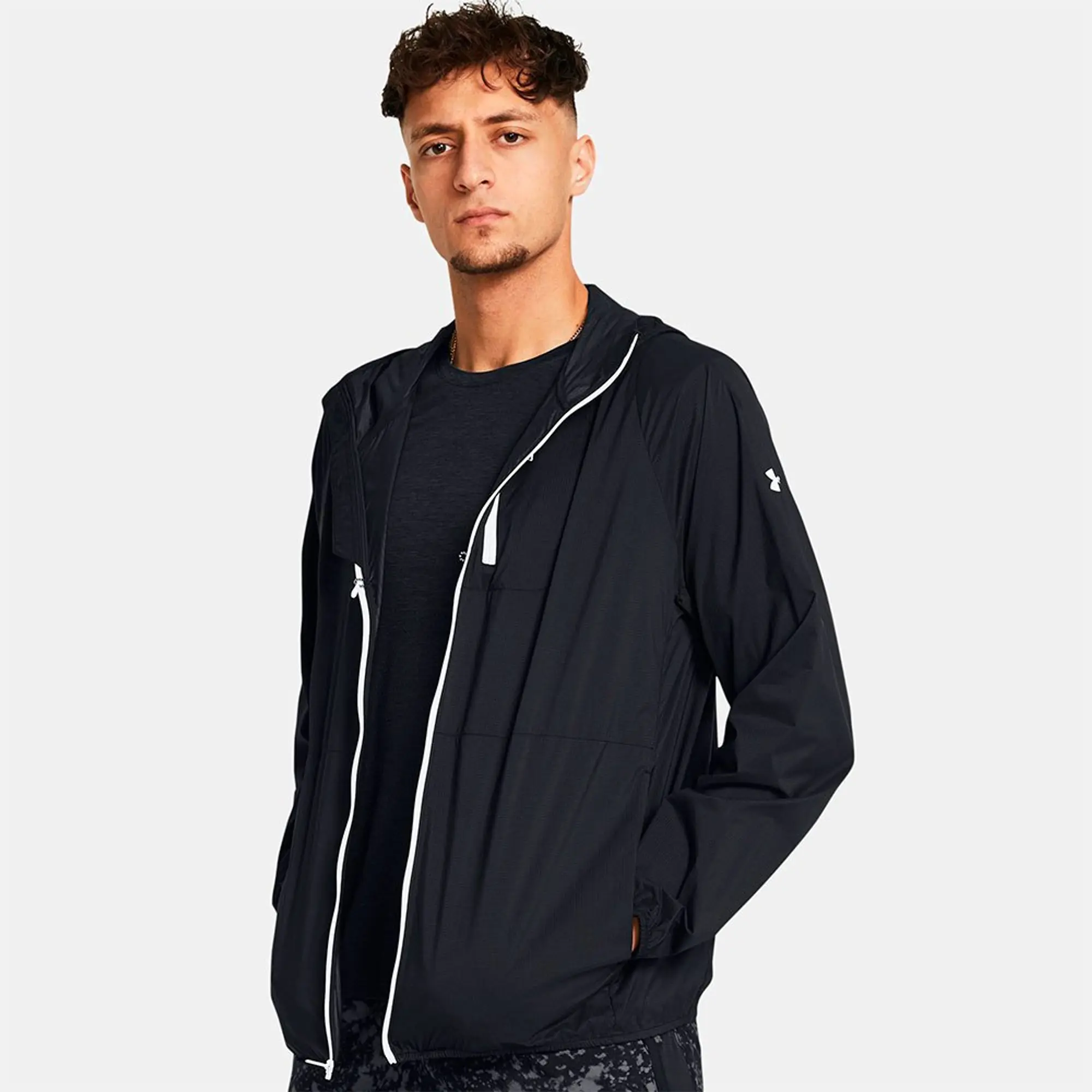 Men's  Under Armour  Launch Lightweight Jacket Black / Black / White XXL