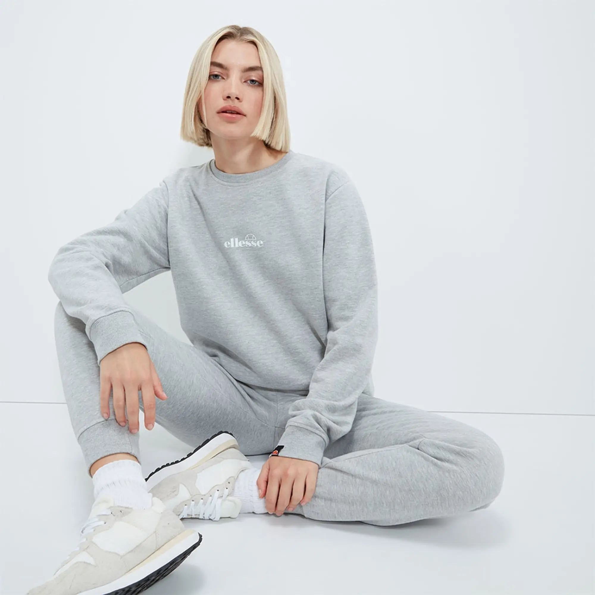 Ellesse Svetlana Sweatshirt Women - Lightgrey