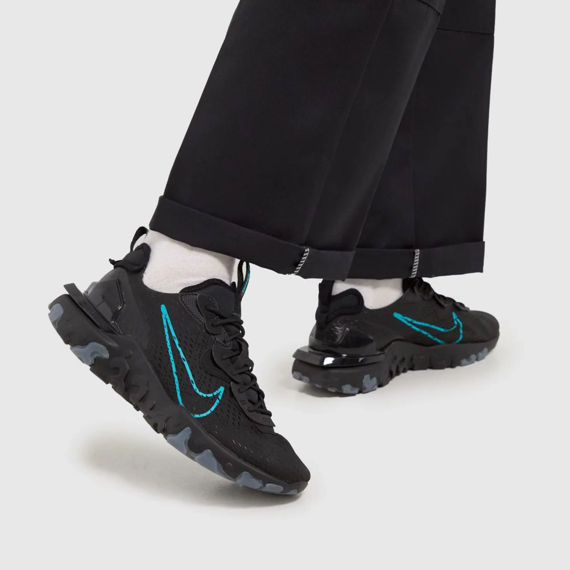 Nike react fashion trainers mens