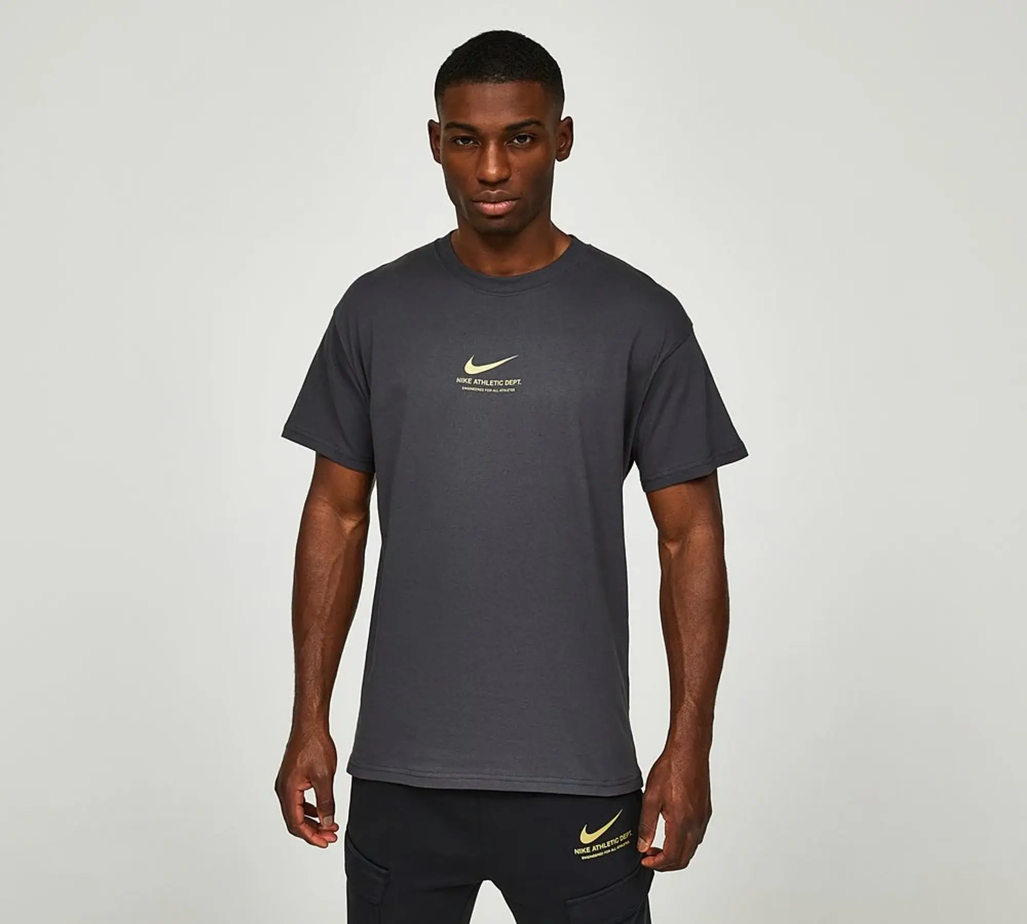 Nike xs t shirt on sale