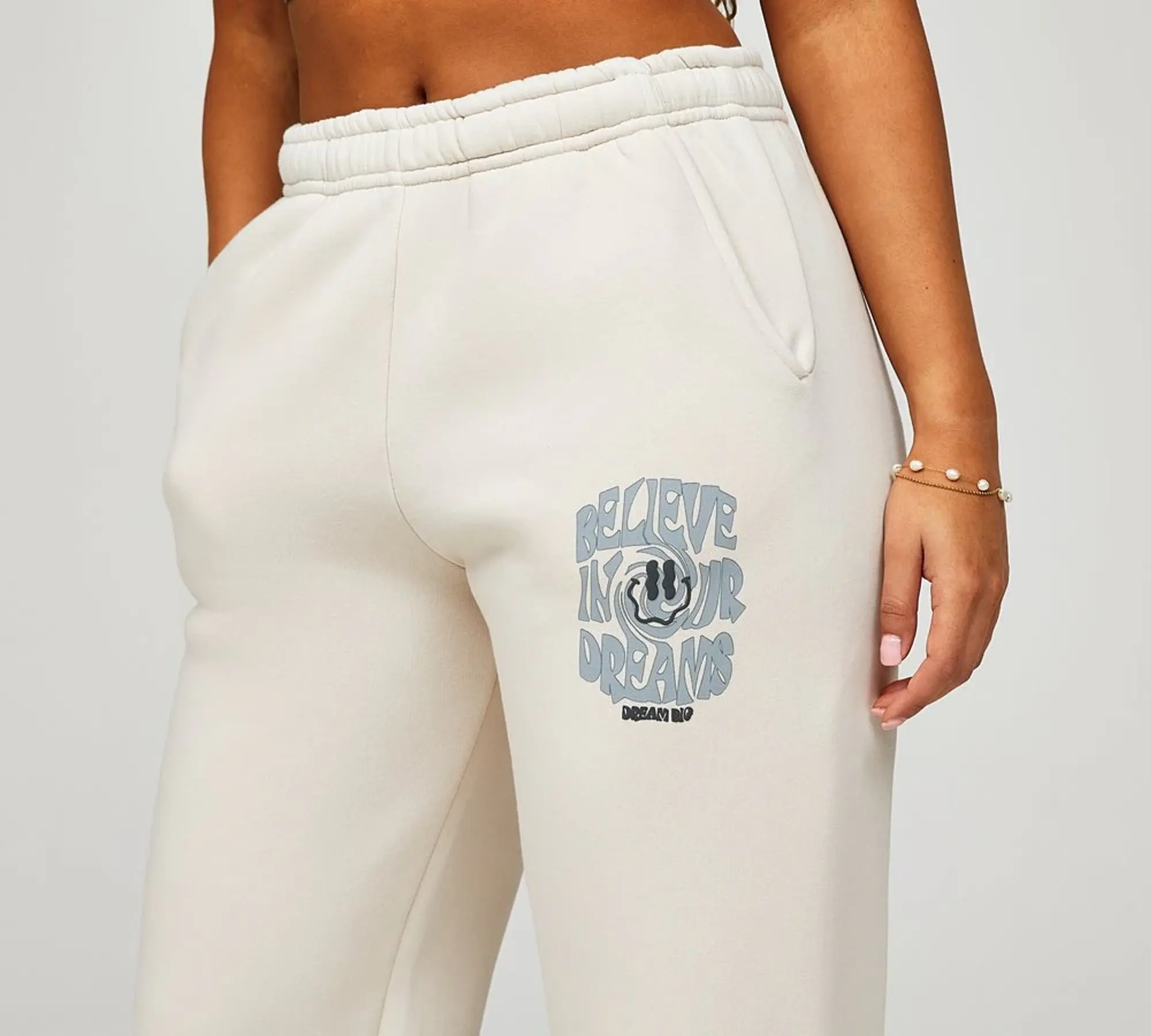 Girl Knows All Womens Dream Big Fleece Pant - Beige - Size M - Beige