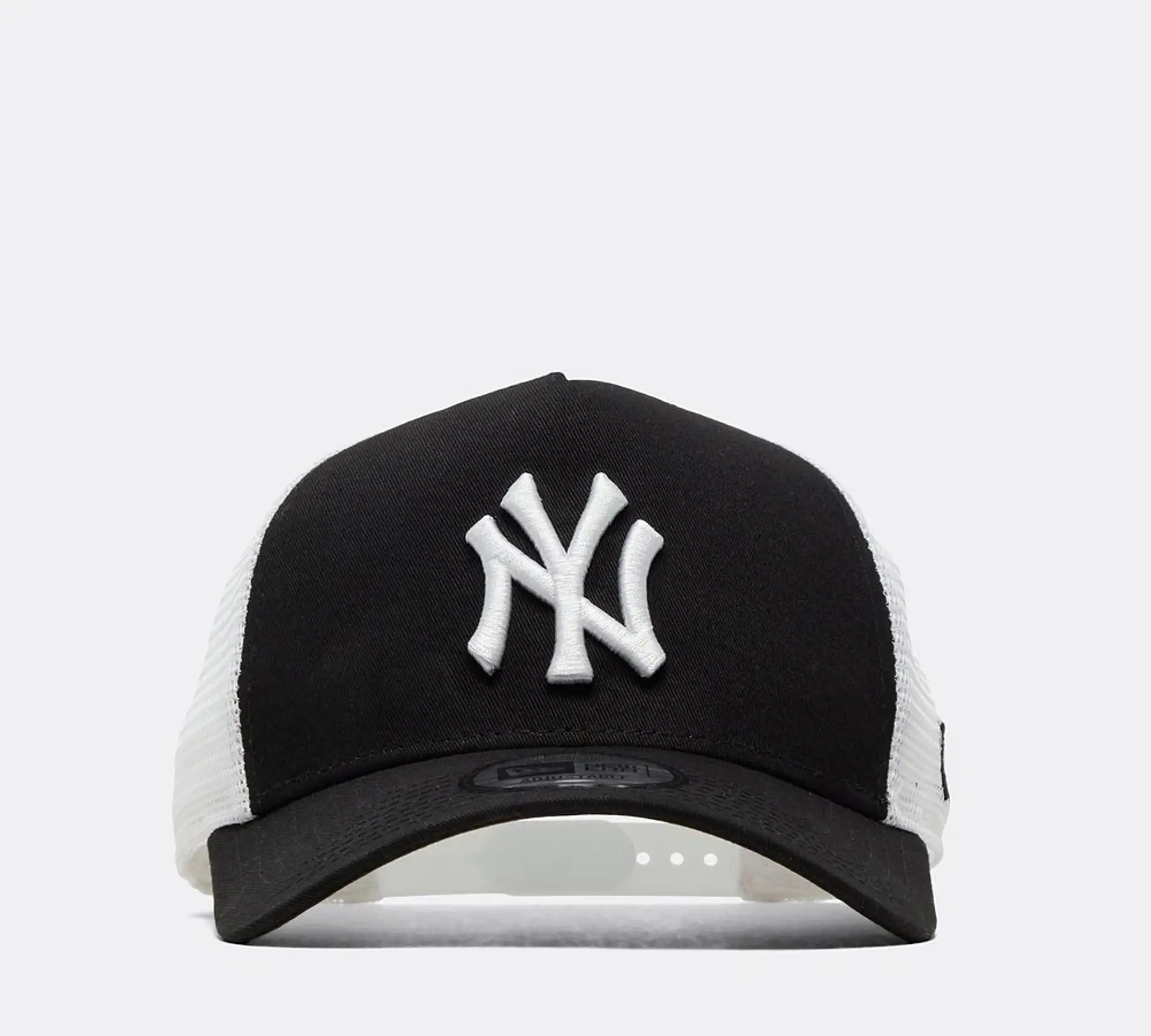 new era NY Trucker Cap - Black / White