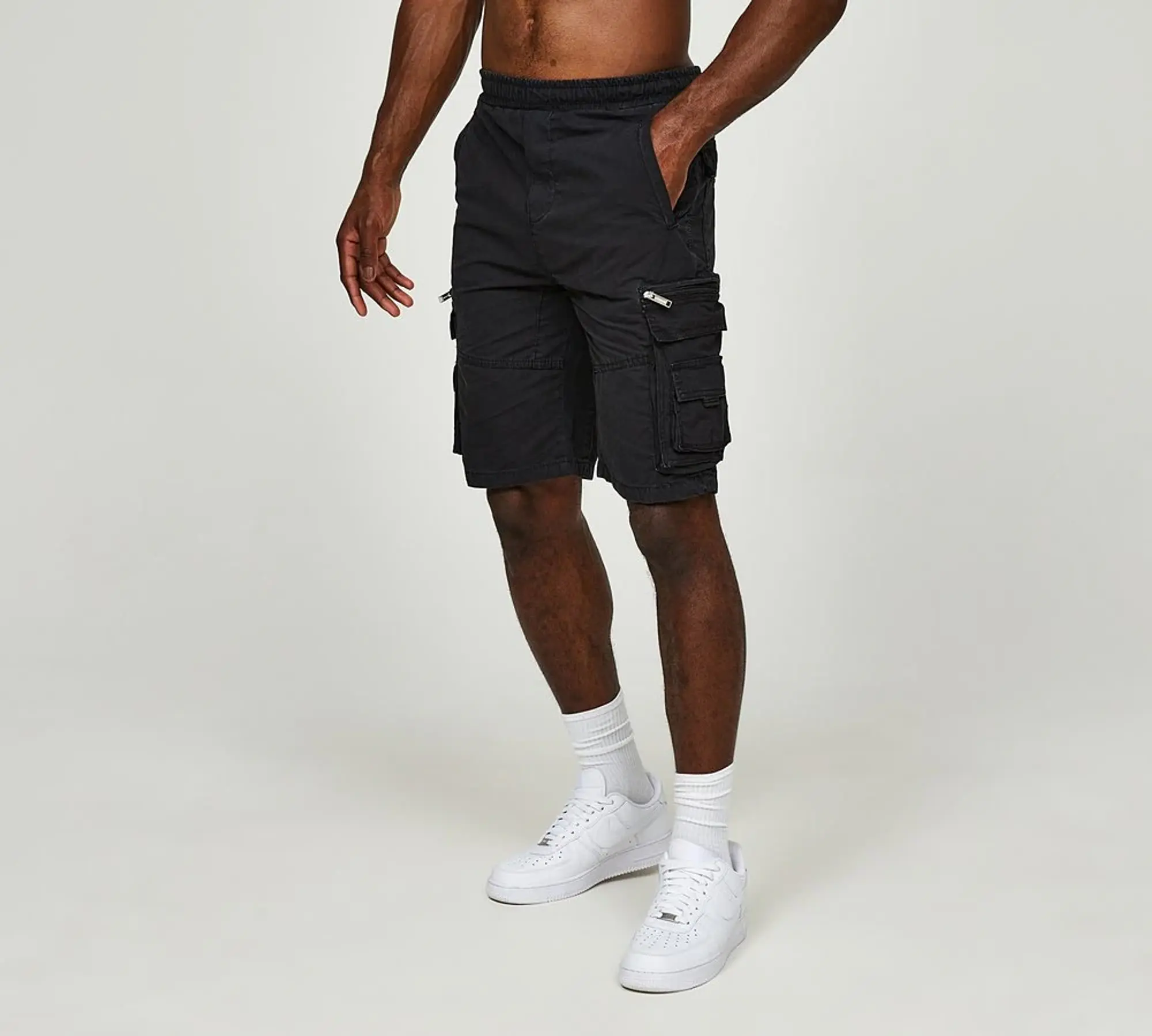 Authorized Atelier Relaxed Fit Cargo Short - Black - Size XL - Black