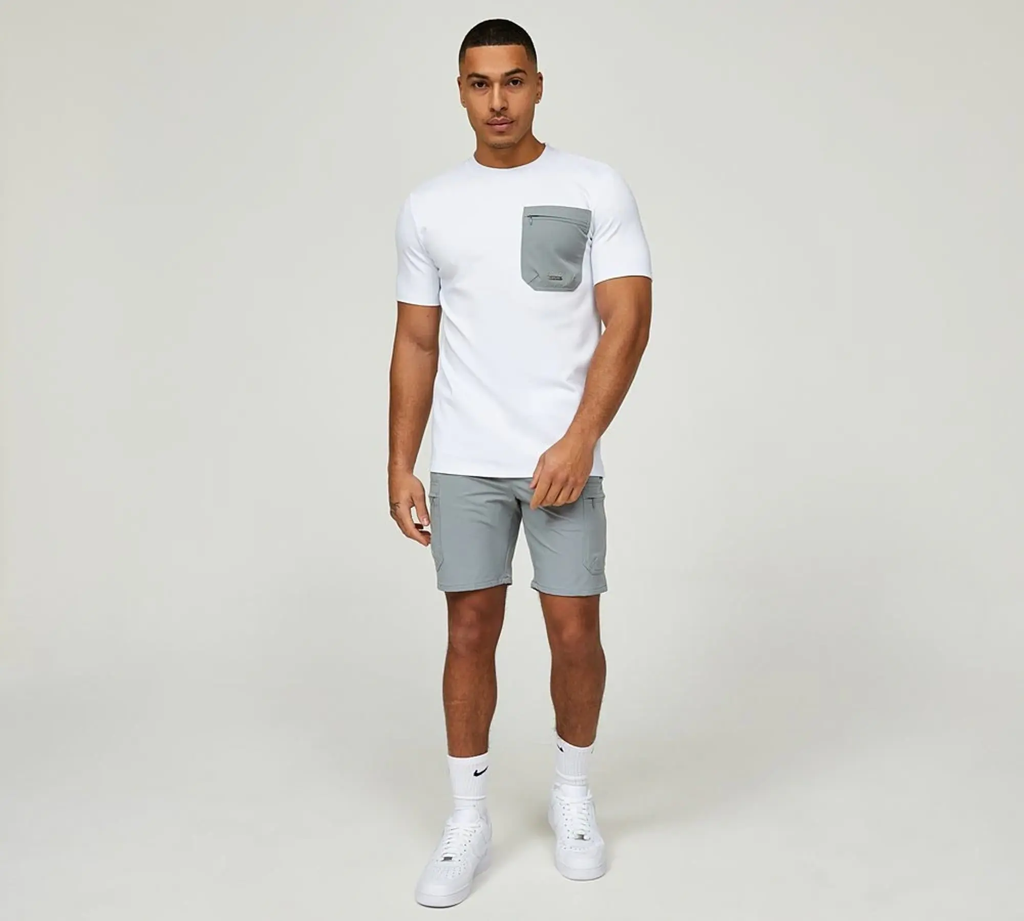 Belier Tech Pocket T-Shirt - White - Size S - White