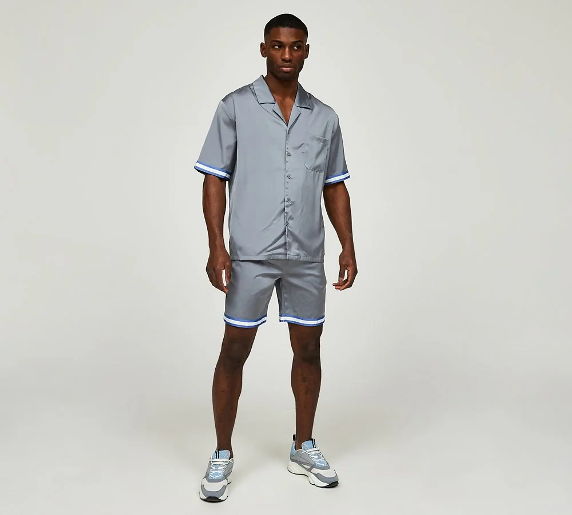 Belier Resort Contrast Short - Grey - Size XL - Grey