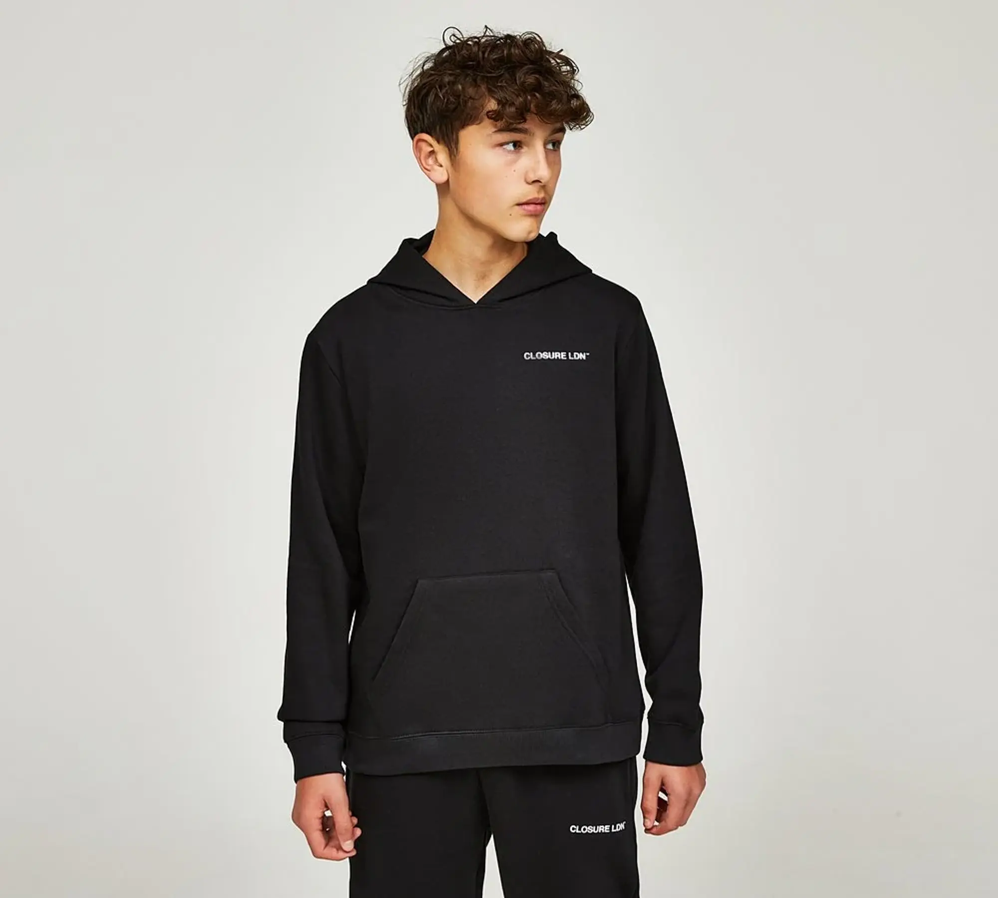 Closure London Junior Essential LDN Hoodie - Black - Size M/B - Black