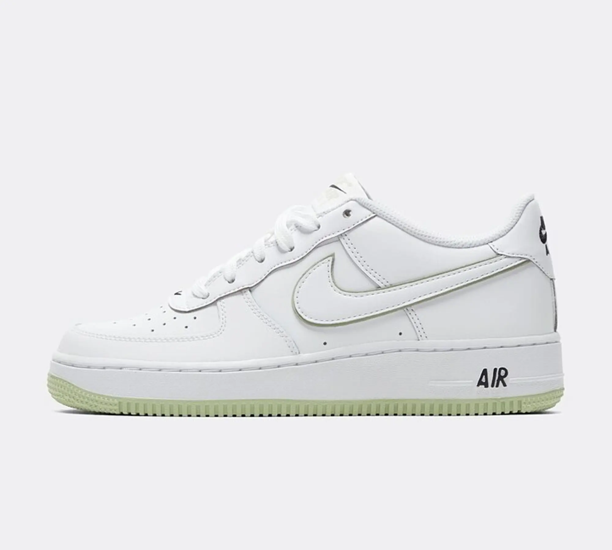 Nike air force 1 junior size 5.5 hotsell