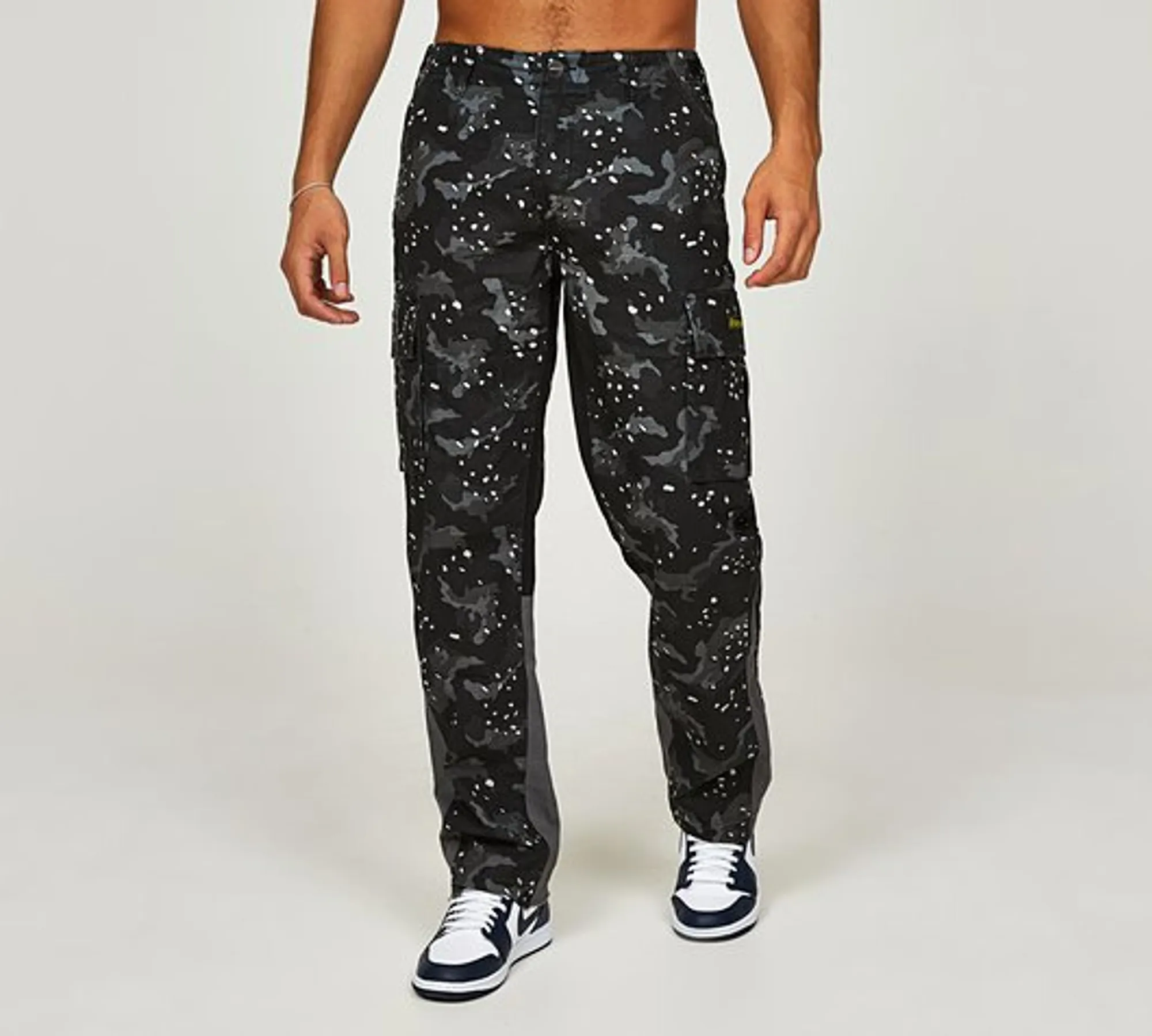 00s デタッチャブル camo pantsポーカーズ 11747391 Polar Skate Co. 93! Work Pants Green Camo - Orchard Skateshop