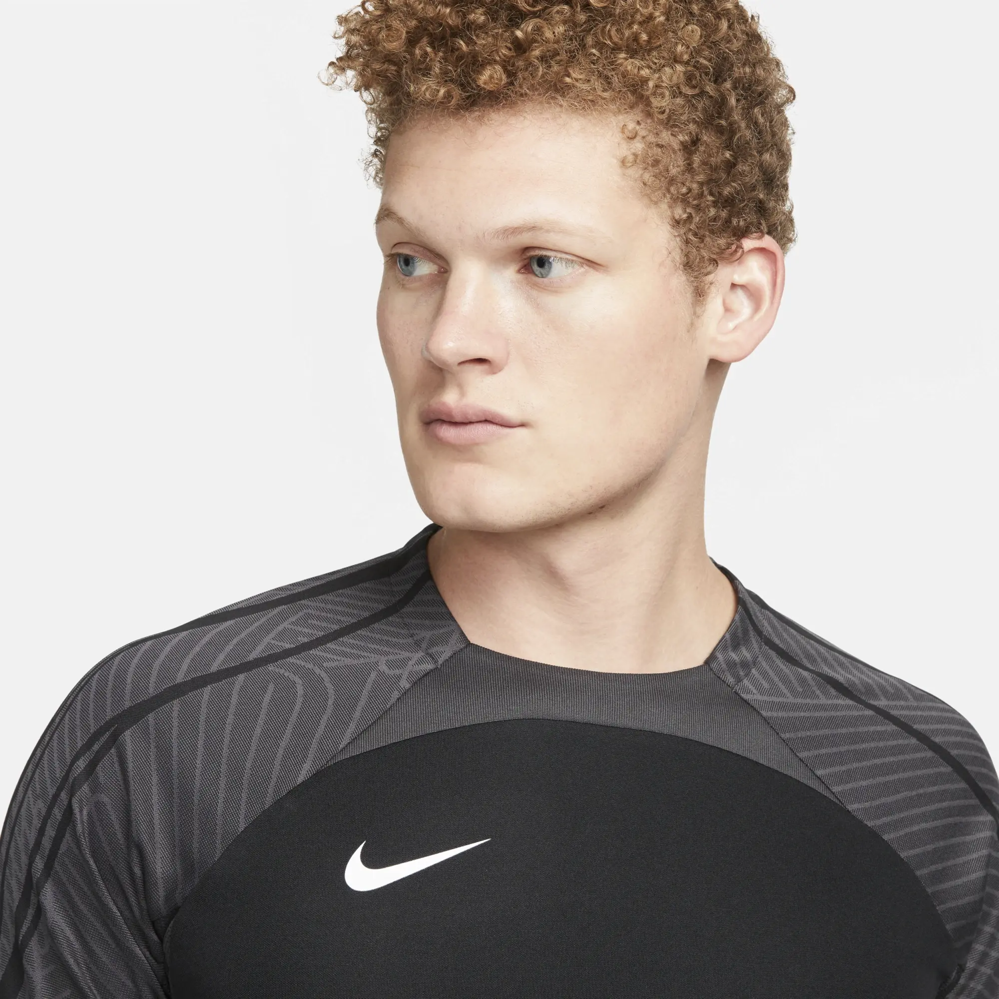 Nike Dri-FIT Strike Men's Short-Sleeve Soccer Top - Black