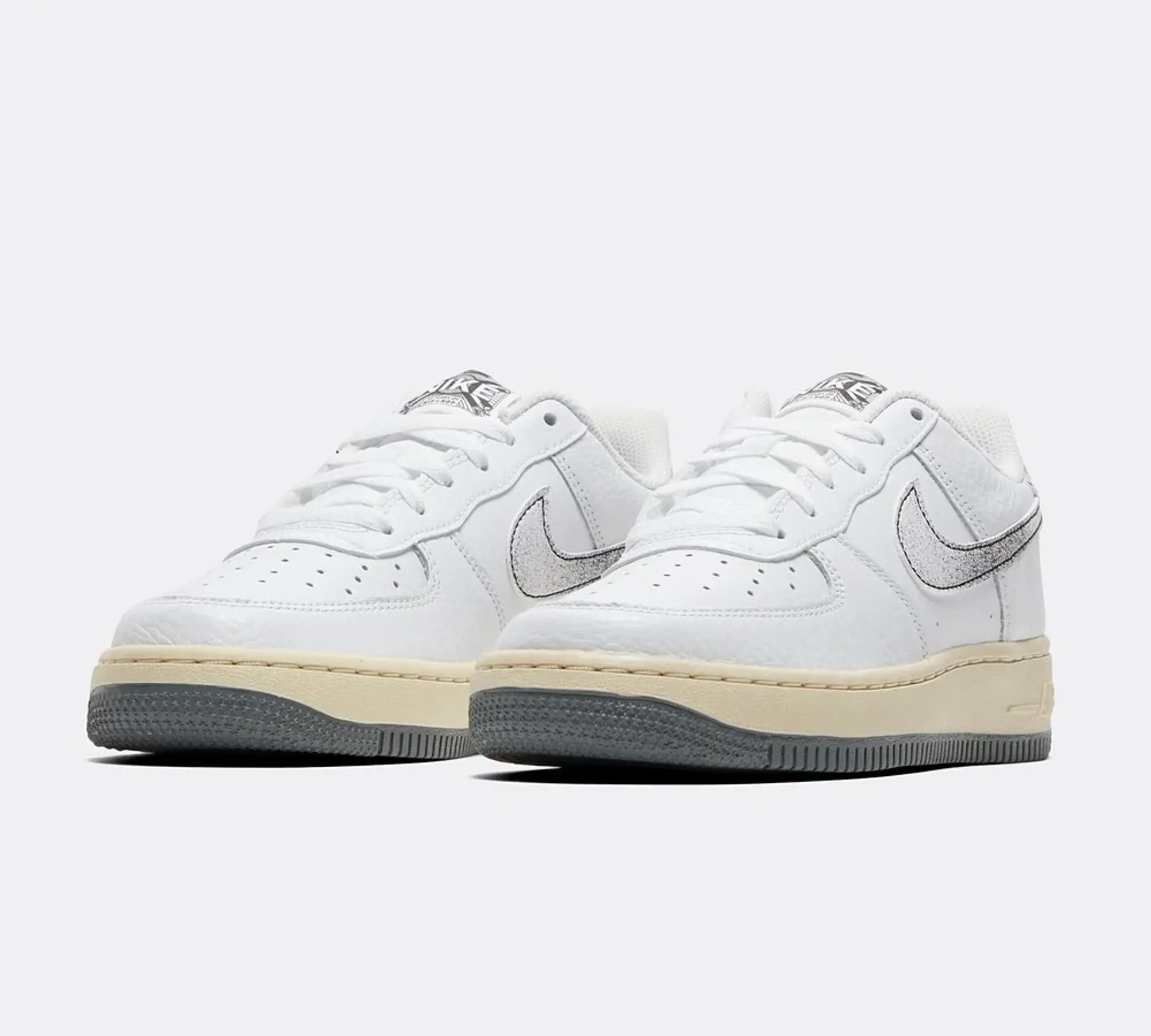 Nike Junior Air Force 1 LV8 Trainer White Size 5 White DX1657 100 FOOTY.COM