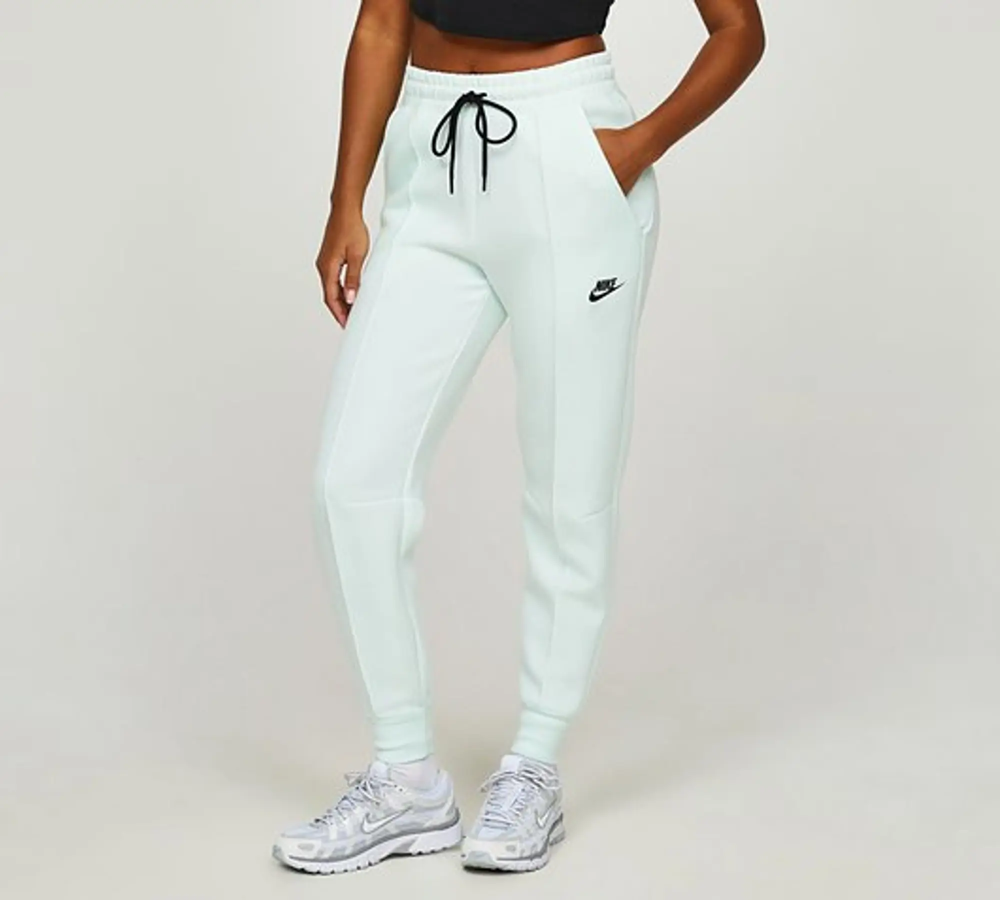 Nike Womens Tech Fleece Mid-Rise Pant - Green - Size S - Green