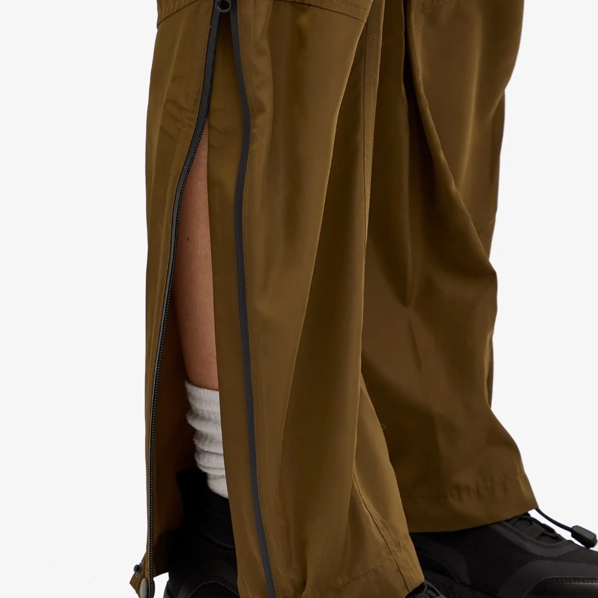Wood Wood Women's Zelda Tech Trousers Pitch-Dark