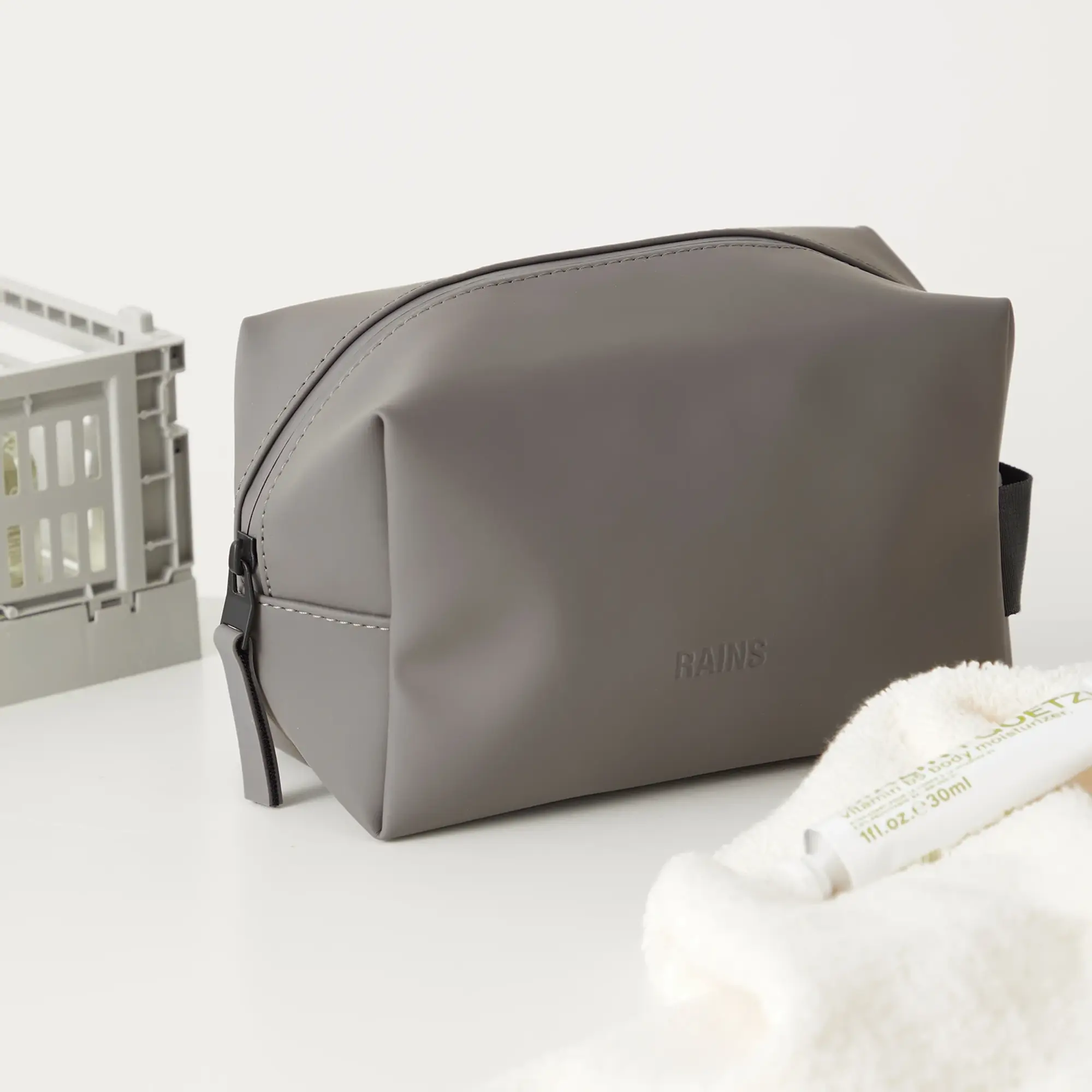 Rains Men's Wash Bag Small Grey