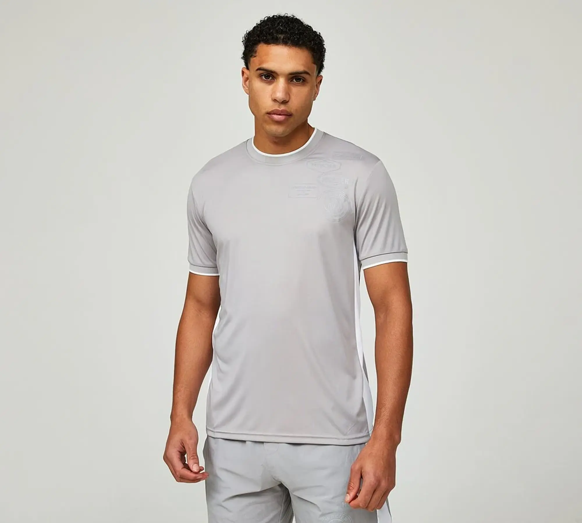 Mercier Contrast Badge Sport T-Shirt - Grey - Size L - Grey