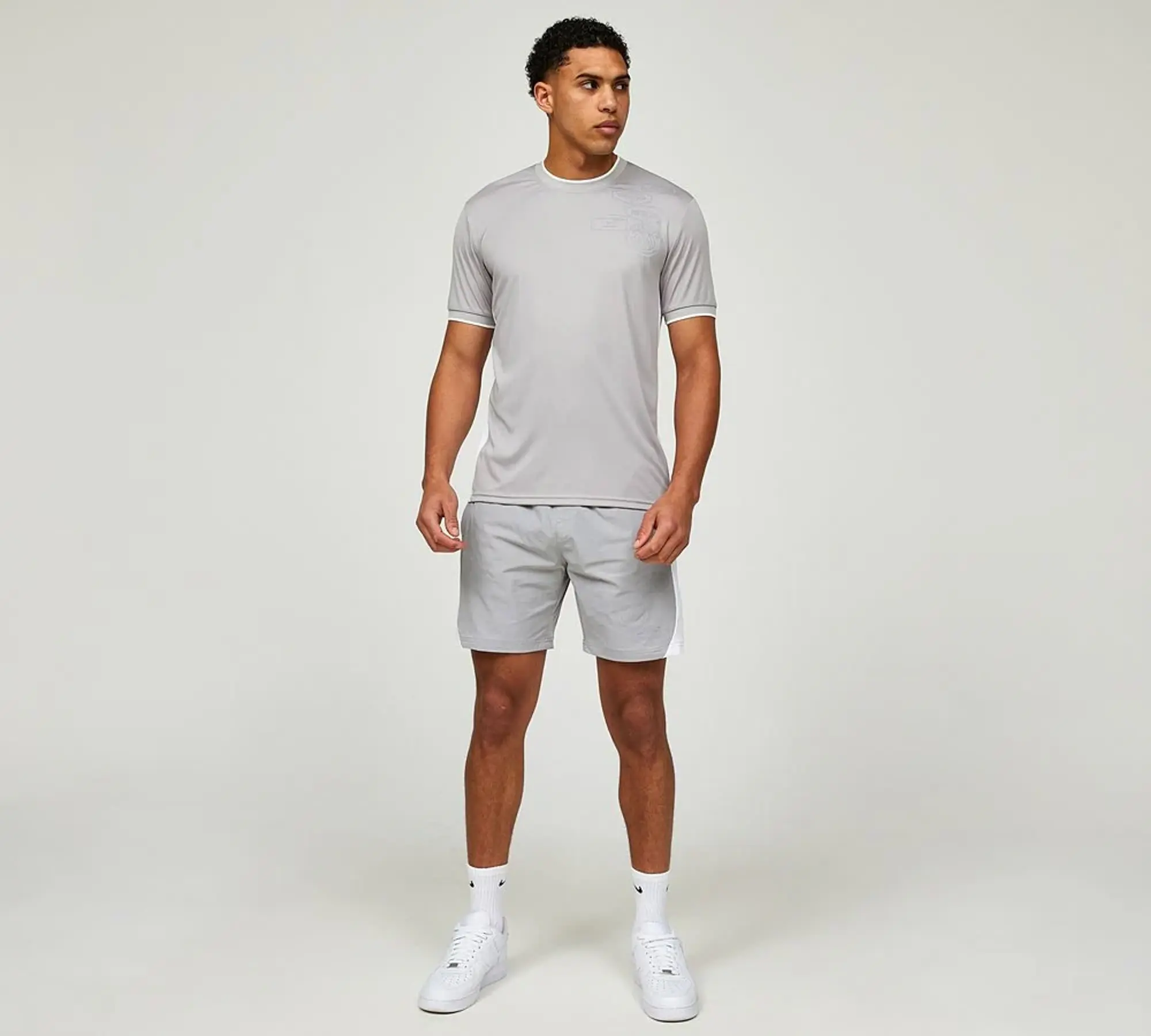 Mercier Contrast Badge Sport T-Shirt - Grey - Size L - Grey