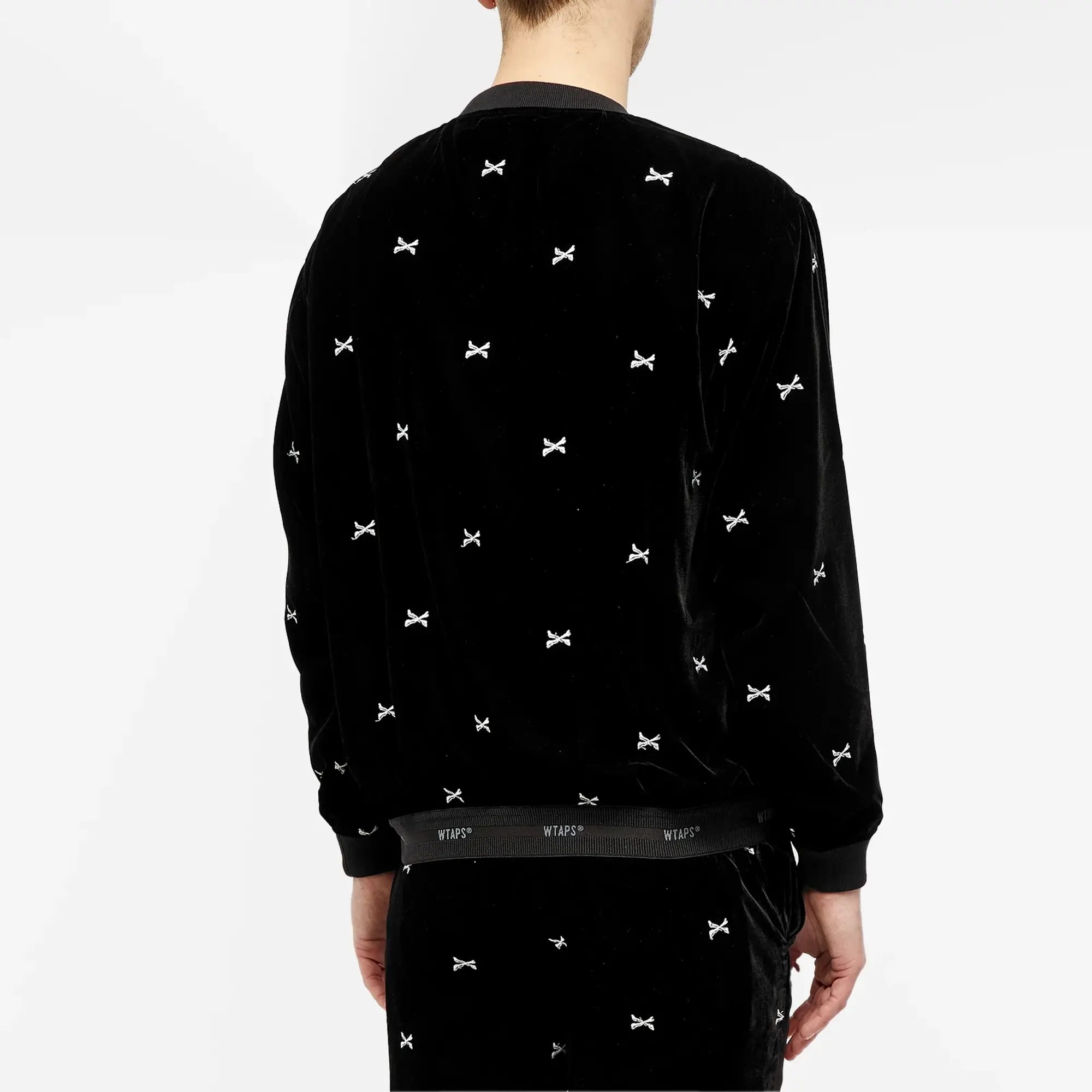 WTAPS Men's 12 Bones Crew Sweat Black