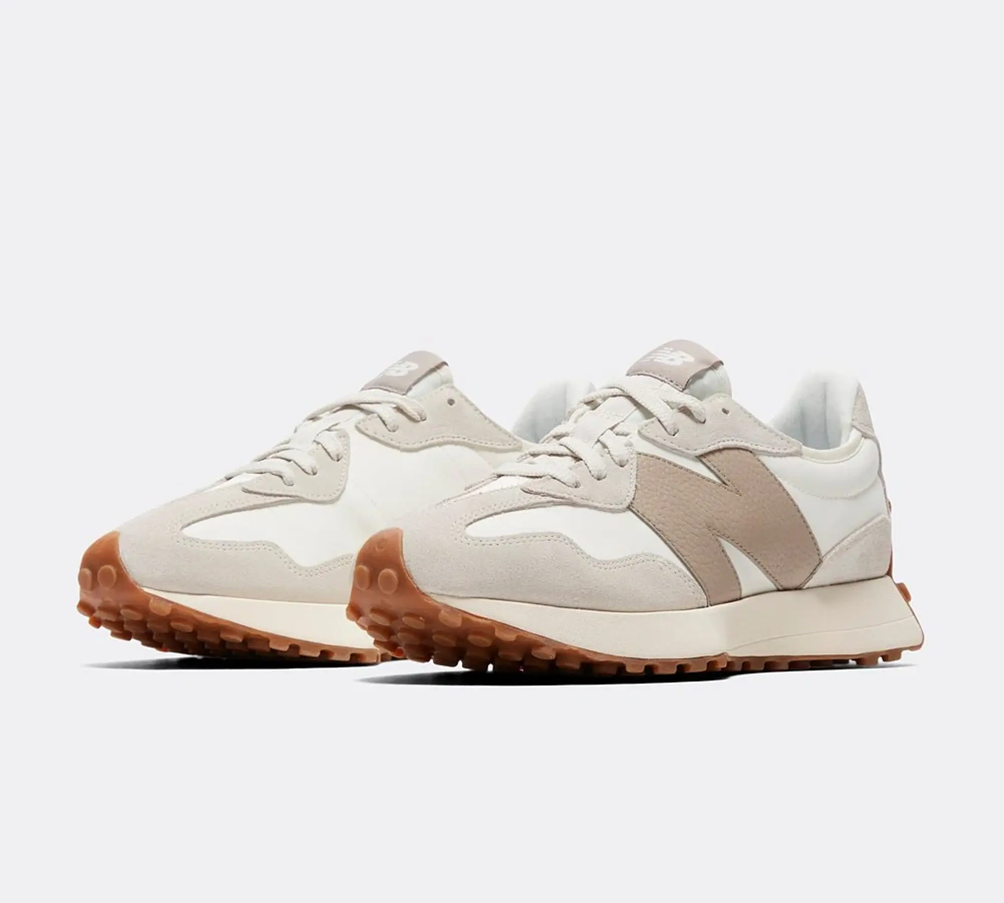 New Balance 327