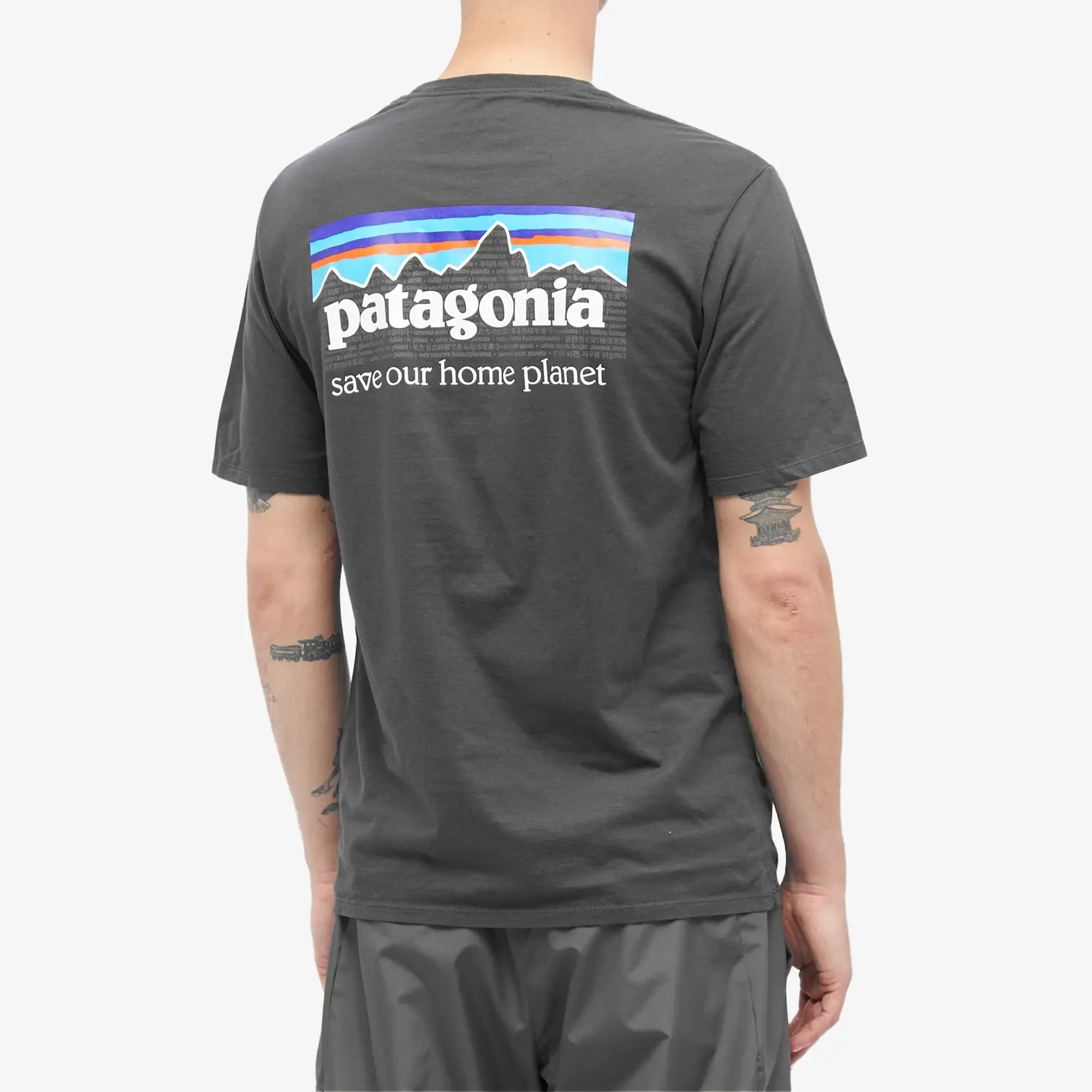 Patagonia P-6 Mission Organic T-Shirt - Ink Black