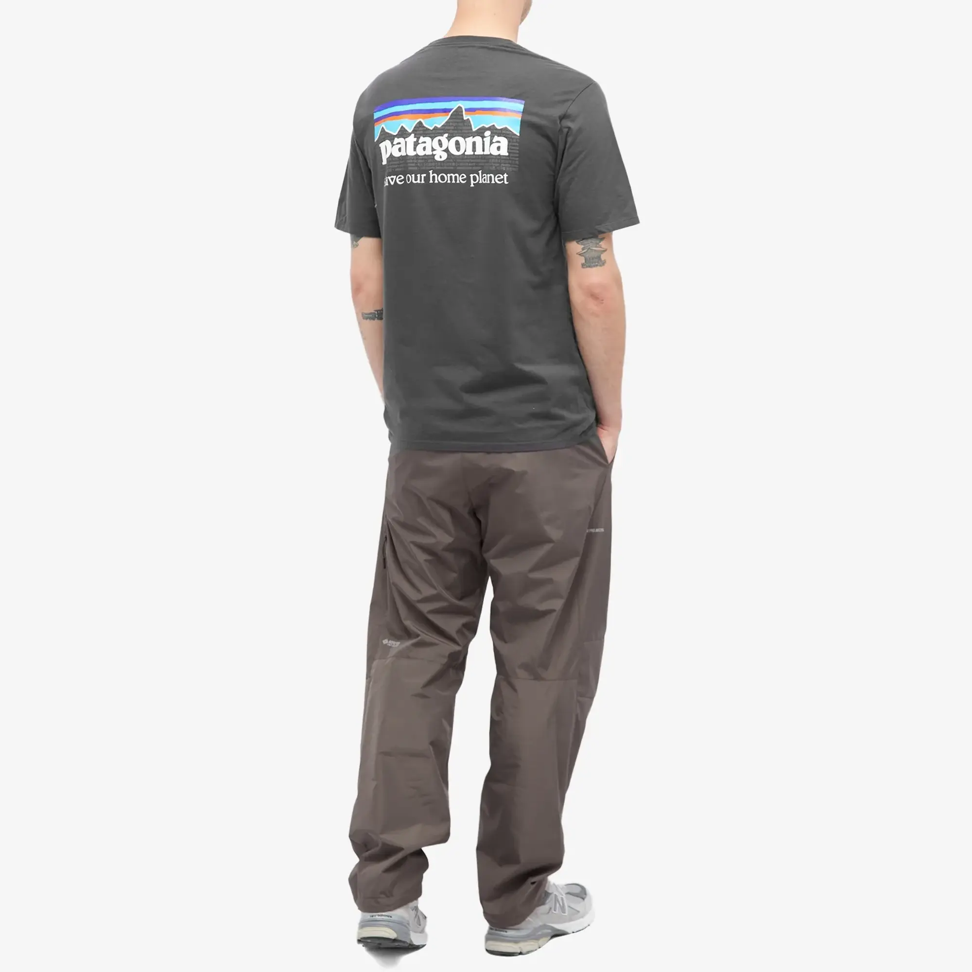 Patagonia P-6 Mission Organic T-Shirt - Ink Black